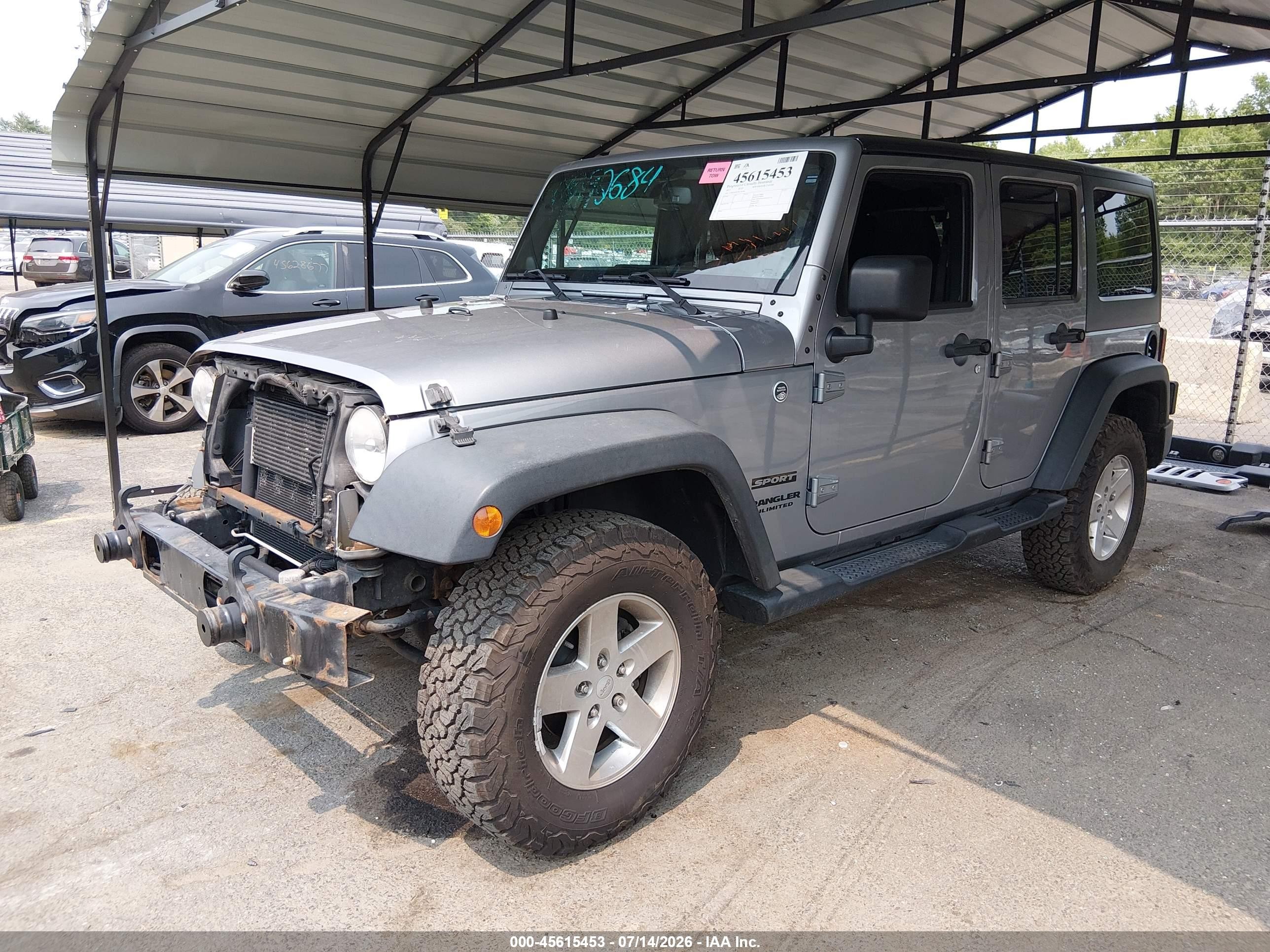 2013 Jeep Wrangler Unlimited Sport Silver vin: 1C4BJWDG1DL701604