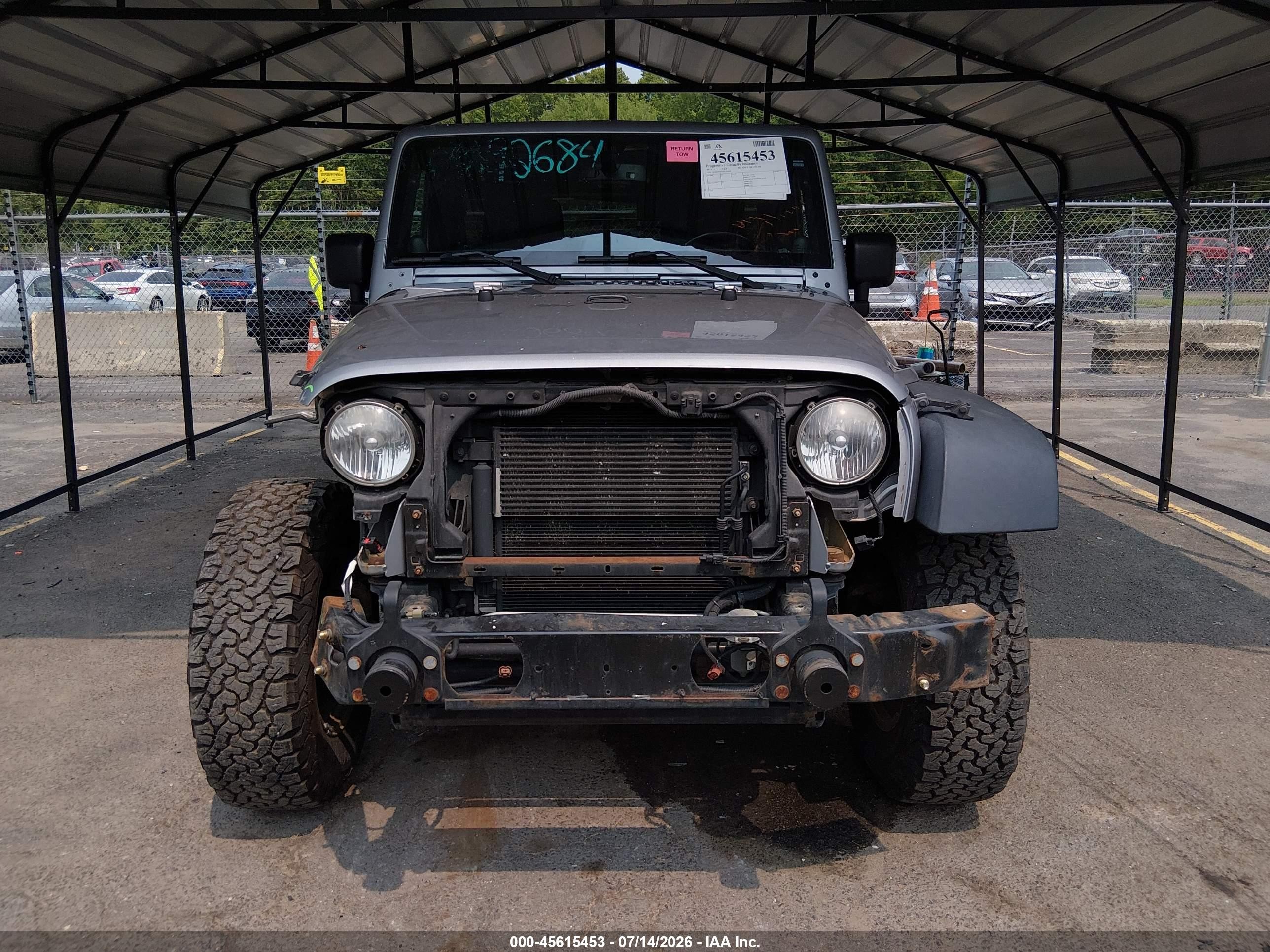 2013 Jeep Wrangler Unlimited Sport Silver vin: 1C4BJWDG1DL701604