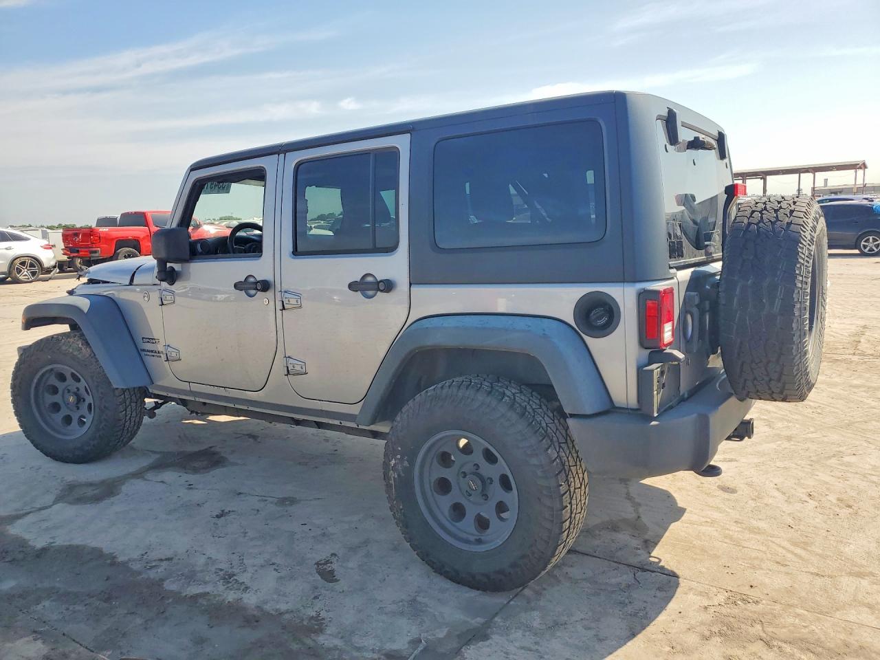2014 Jeep Wrangler Unlimited Sport Gray vin: 1C4BJWDG1EL127345