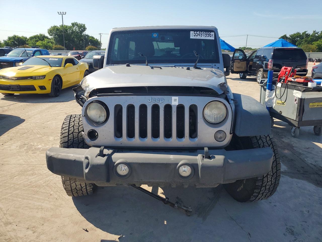 2014 Jeep Wrangler Unlimited Sport Gray vin: 1C4BJWDG1EL127345