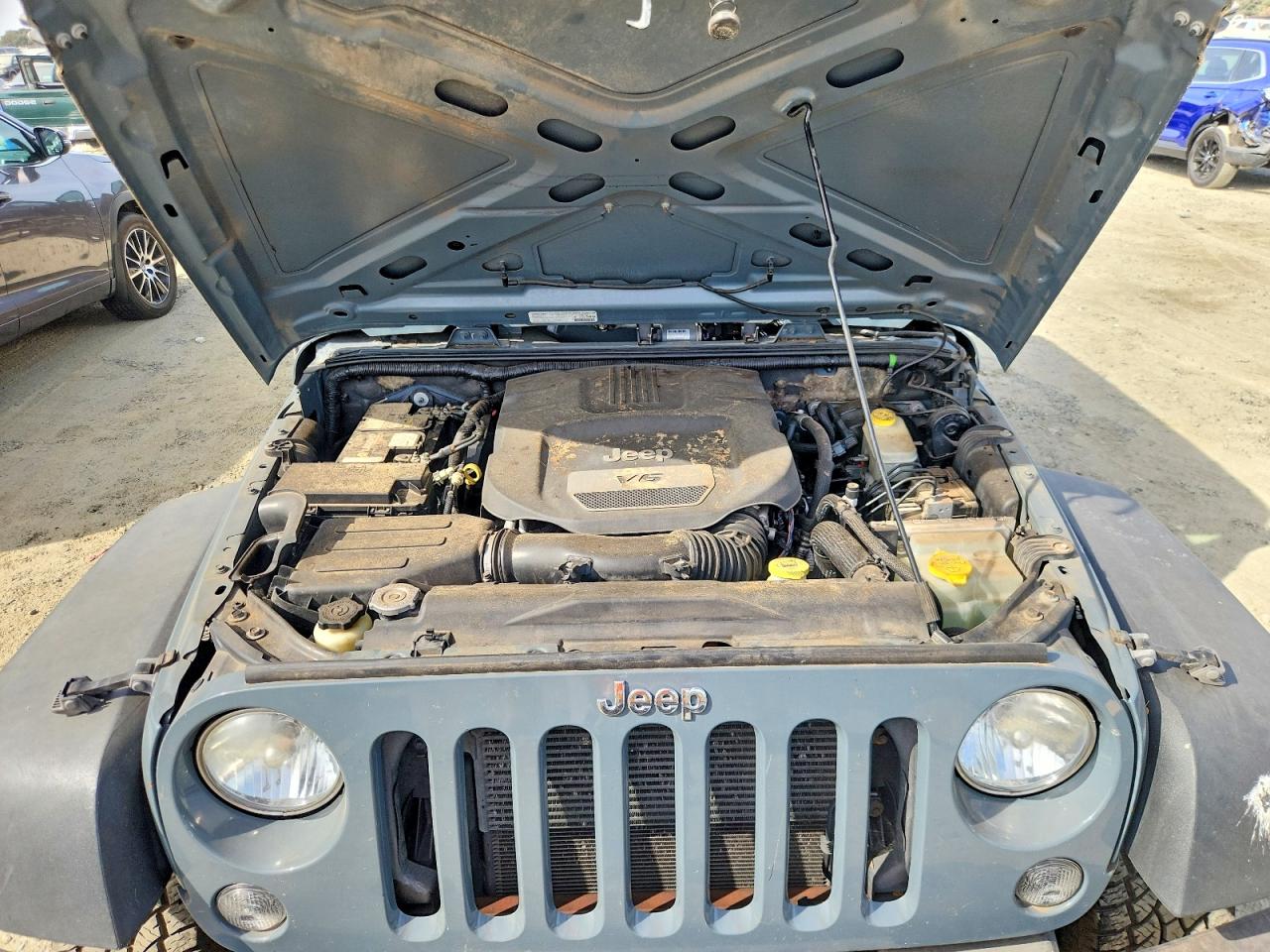 2014 Jeep Wrangler Unlimited Sport Black vin: 1C4BJWDG1EL130441