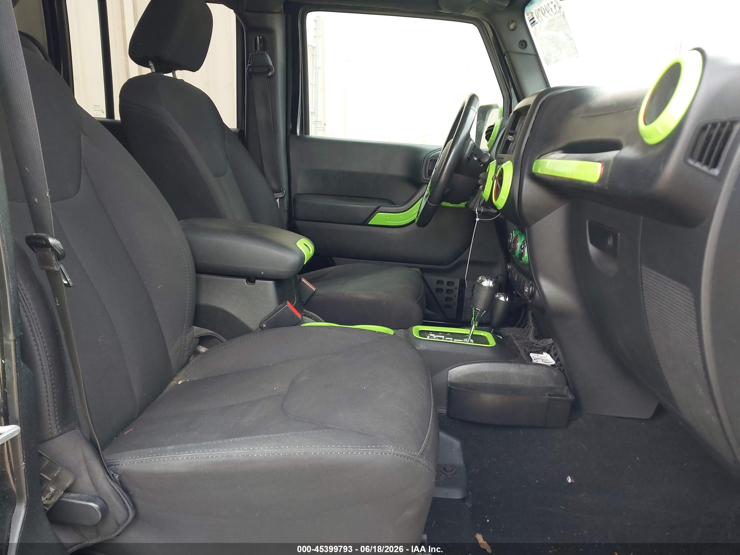 2014 Jeep Wrangler Unlimited Sport Black vin: 1C4BJWDG1EL162340