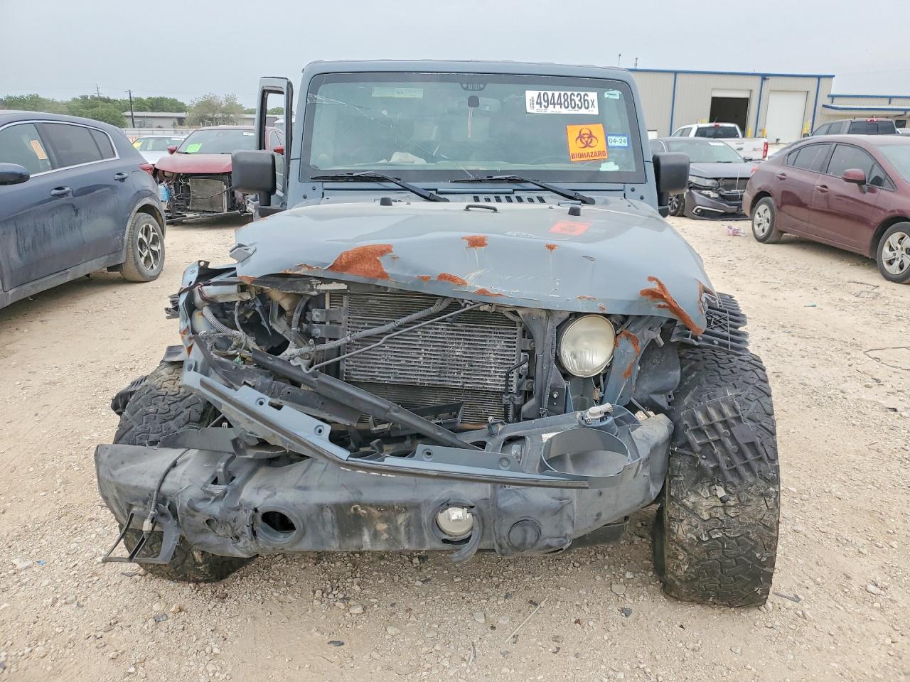 2014 Jeep Wrangler Unlimited Sport Gray vin: 1C4BJWDG1EL173371