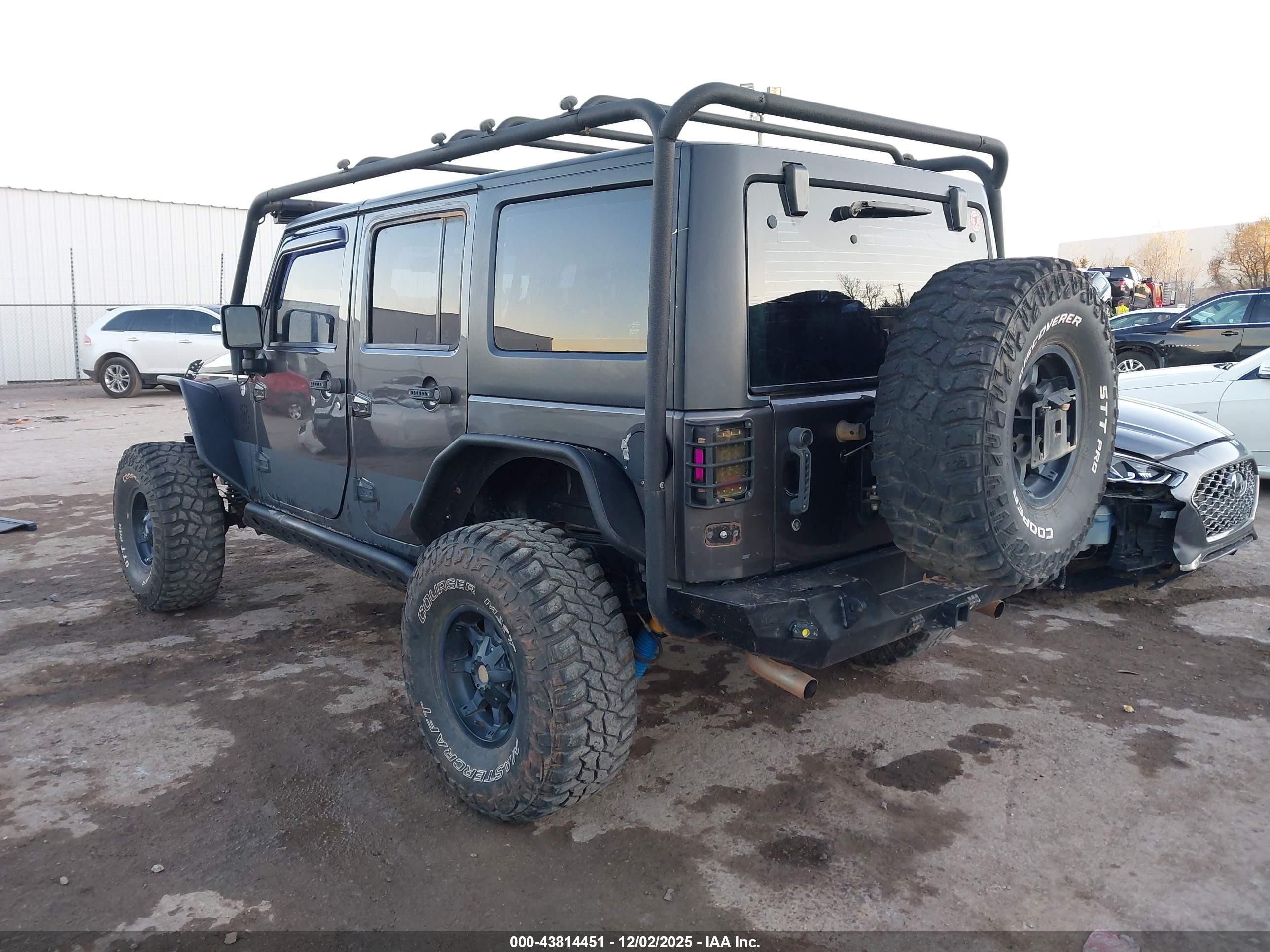 2014 Jeep Wrangler Unlimited Sport Gray vin: 1C4BJWDG1EL192714