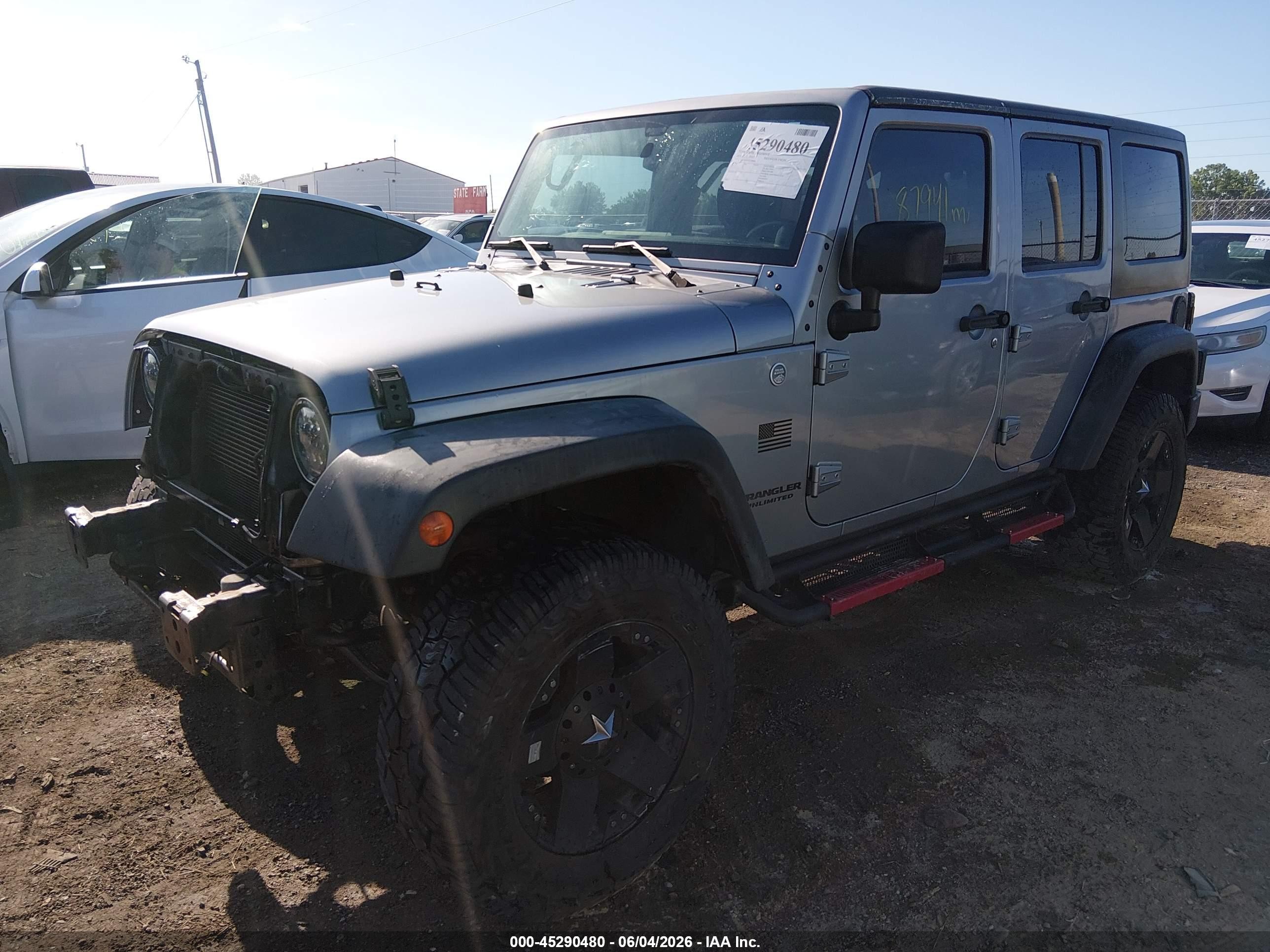 2014 Jeep Wrangler Unlimited Sport Gray vin: 1C4BJWDG1EL208846