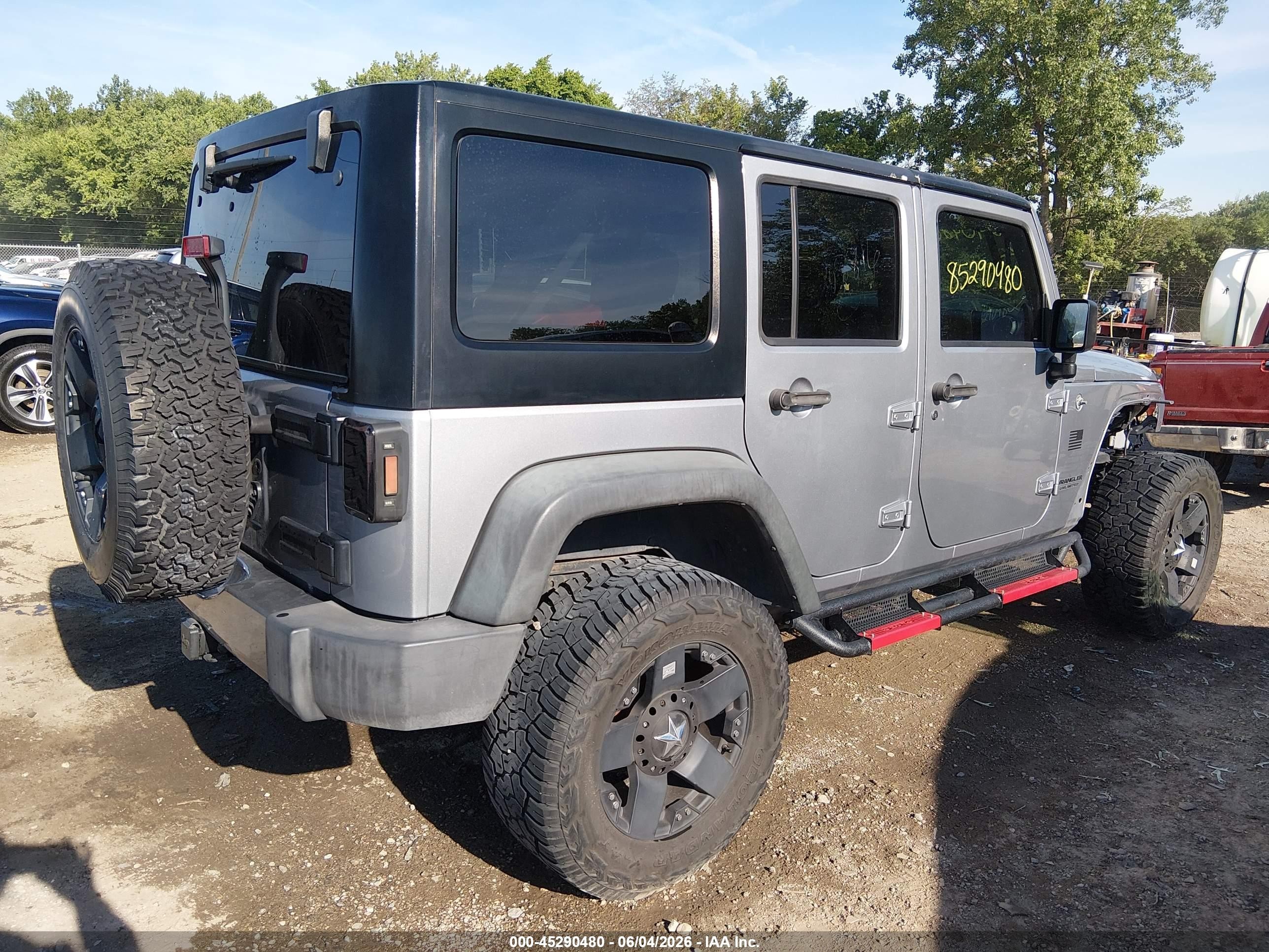 2014 Jeep Wrangler Unlimited Sport Gray vin: 1C4BJWDG1EL208846
