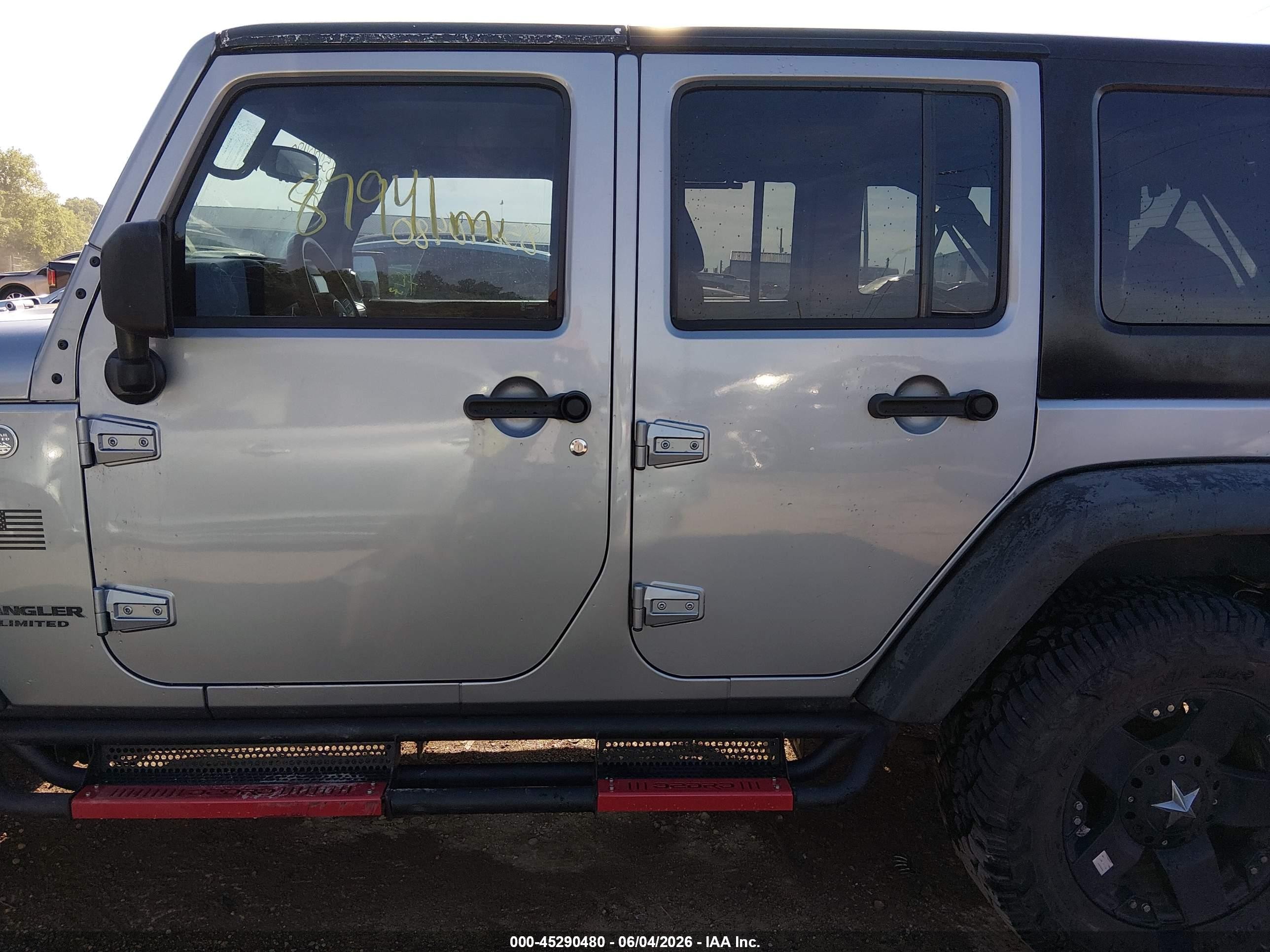 2014 Jeep Wrangler Unlimited Sport Gray vin: 1C4BJWDG1EL208846
