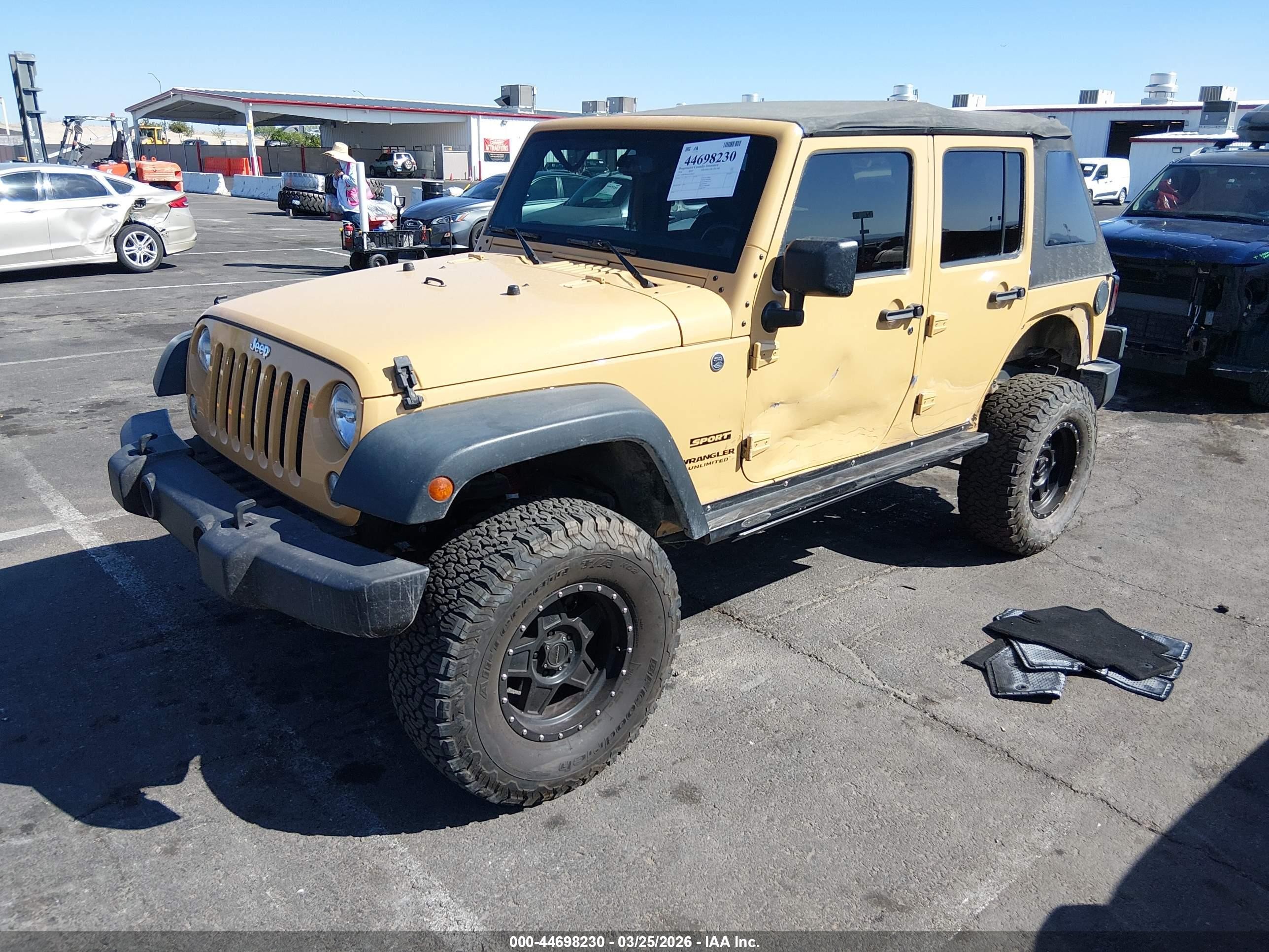 2014 Jeep Wrangler Unlimited Sport Yellow vin: 1C4BJWDG1EL236436