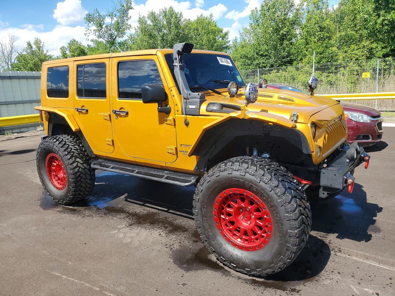 2014 Jeep Wrangler Unlimited Sport Gold vin: 1C4BJWDG1EL276774
