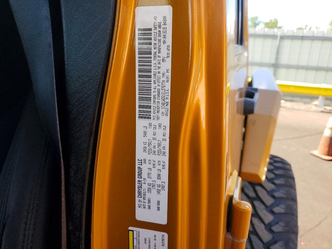 2014 Jeep Wrangler Unlimited Sport Gold vin: 1C4BJWDG1EL276774