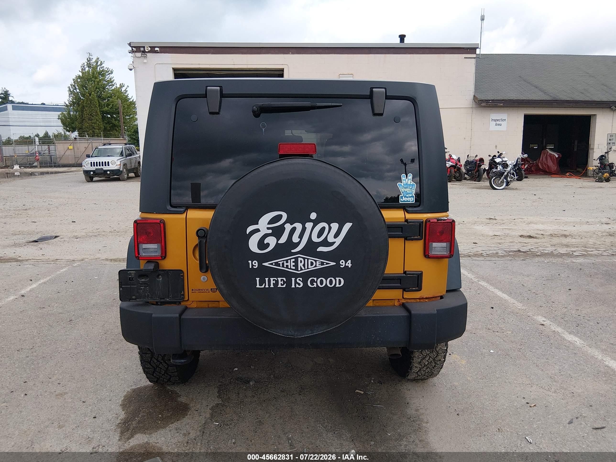 2014 Jeep Wrangler Unlimited Sport Orange vin: 1C4BJWDG1EL316836