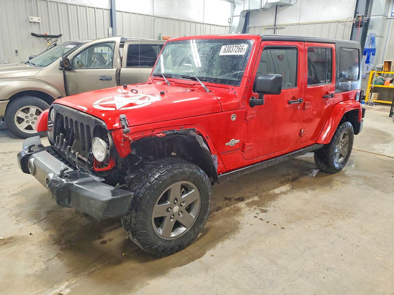 2015 Jeep Wrangler Unlimited Sport Red vin: 1C4BJWDG1FL598994