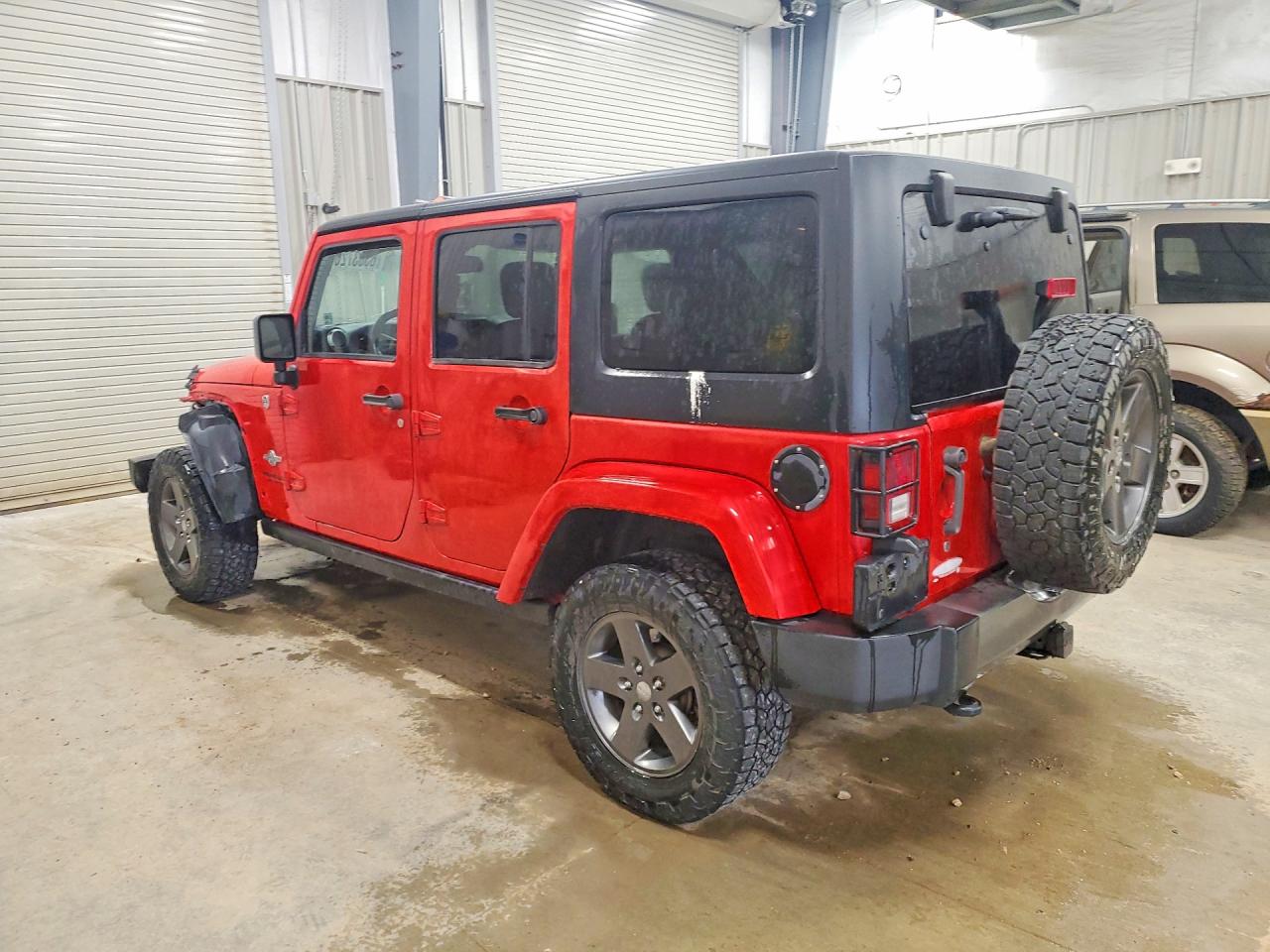 2015 Jeep Wrangler Unlimited Sport Red vin: 1C4BJWDG1FL598994