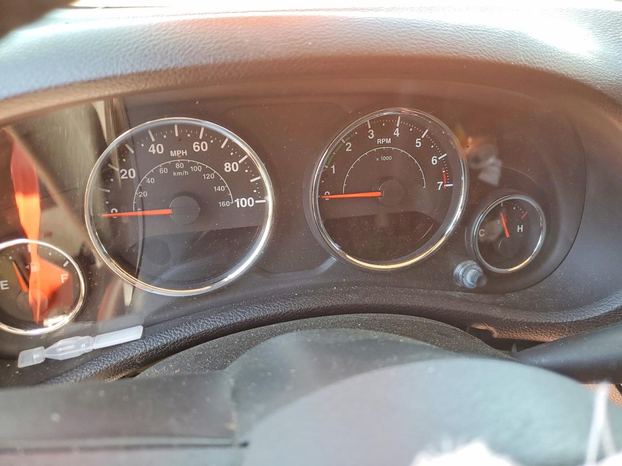 2015 Jeep Wrangler Unlimited Sport Orange vin: 1C4BJWDG1FL674438