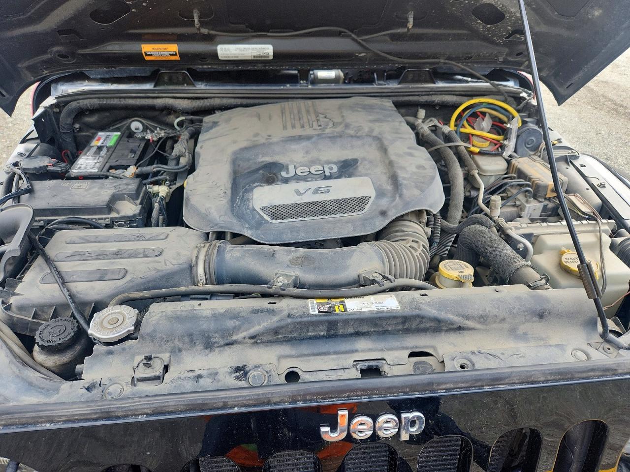 2015 Jeep Wrangler Unlimited Sport Черный vin: 1C4BJWDG1FL692194