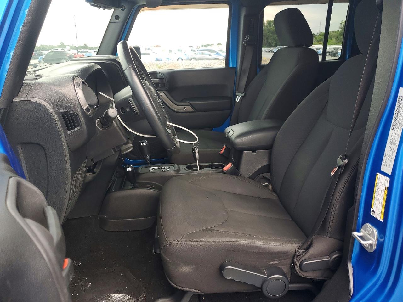 2015 Jeep Wrangler Unlimited Sport Blue vin: 1C4BJWDG1FL759263
