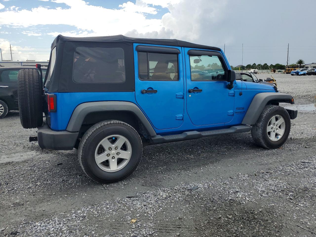2015 Jeep Wrangler Unlimited Sport Blue vin: 1C4BJWDG1FL759263