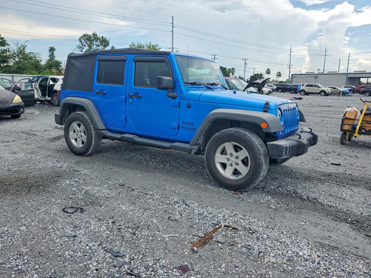 2015 Jeep Wrangler Unlimited Sport Blue vin: 1C4BJWDG1FL759263