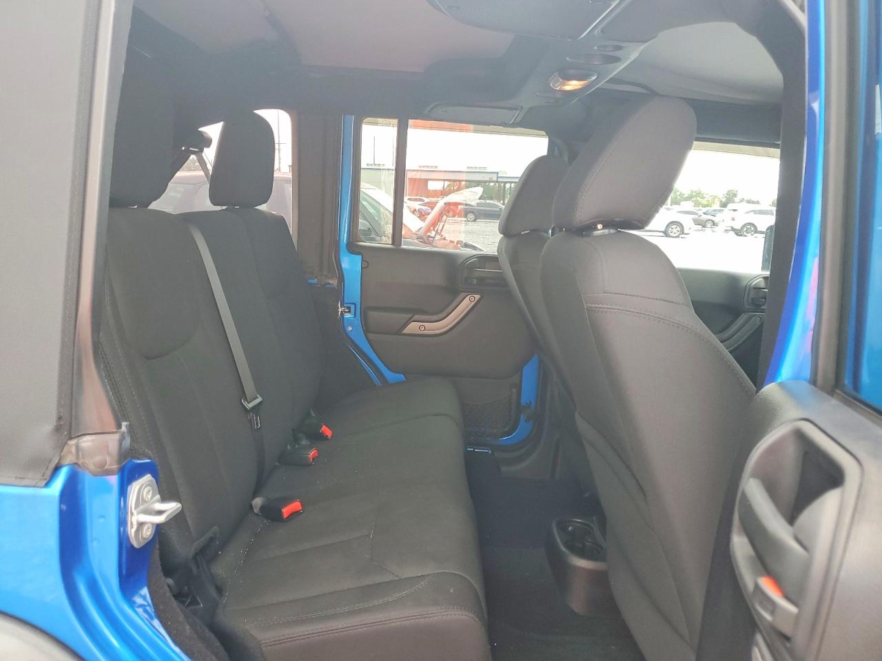 2015 Jeep Wrangler Unlimited Sport Blue vin: 1C4BJWDG1FL759263