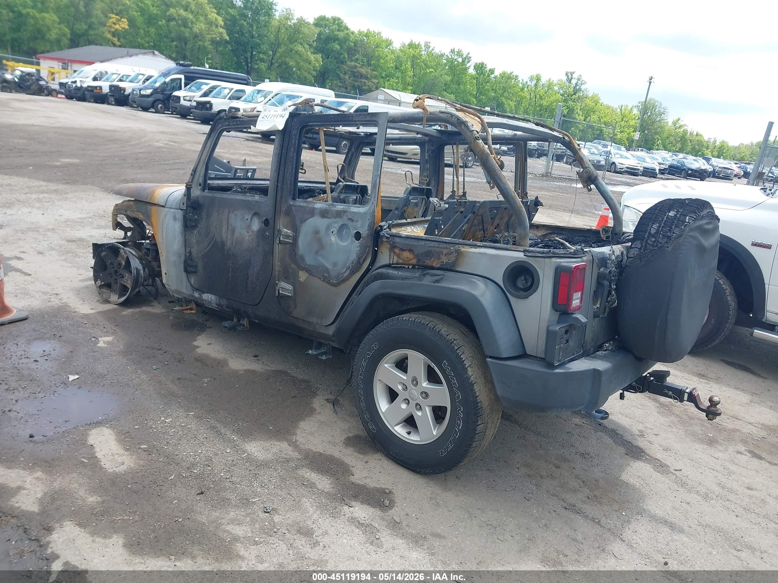 2015 Jeep Wrangler Unlimited Sport Gray vin: 1C4BJWDG1FL771588