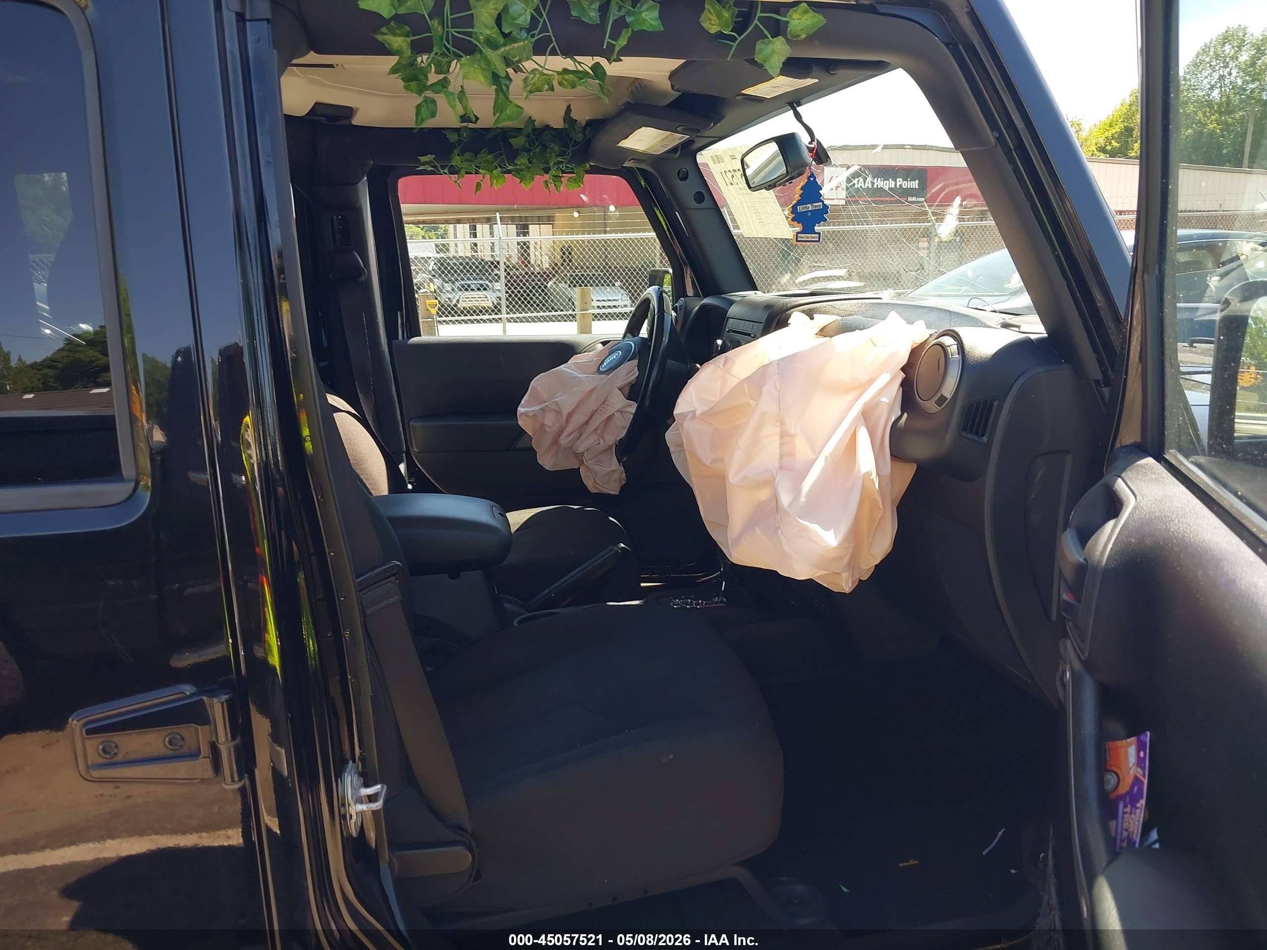 2016 Jeep Wrangler Unlimited Sport Black vin: 1C4BJWDG1GL101170