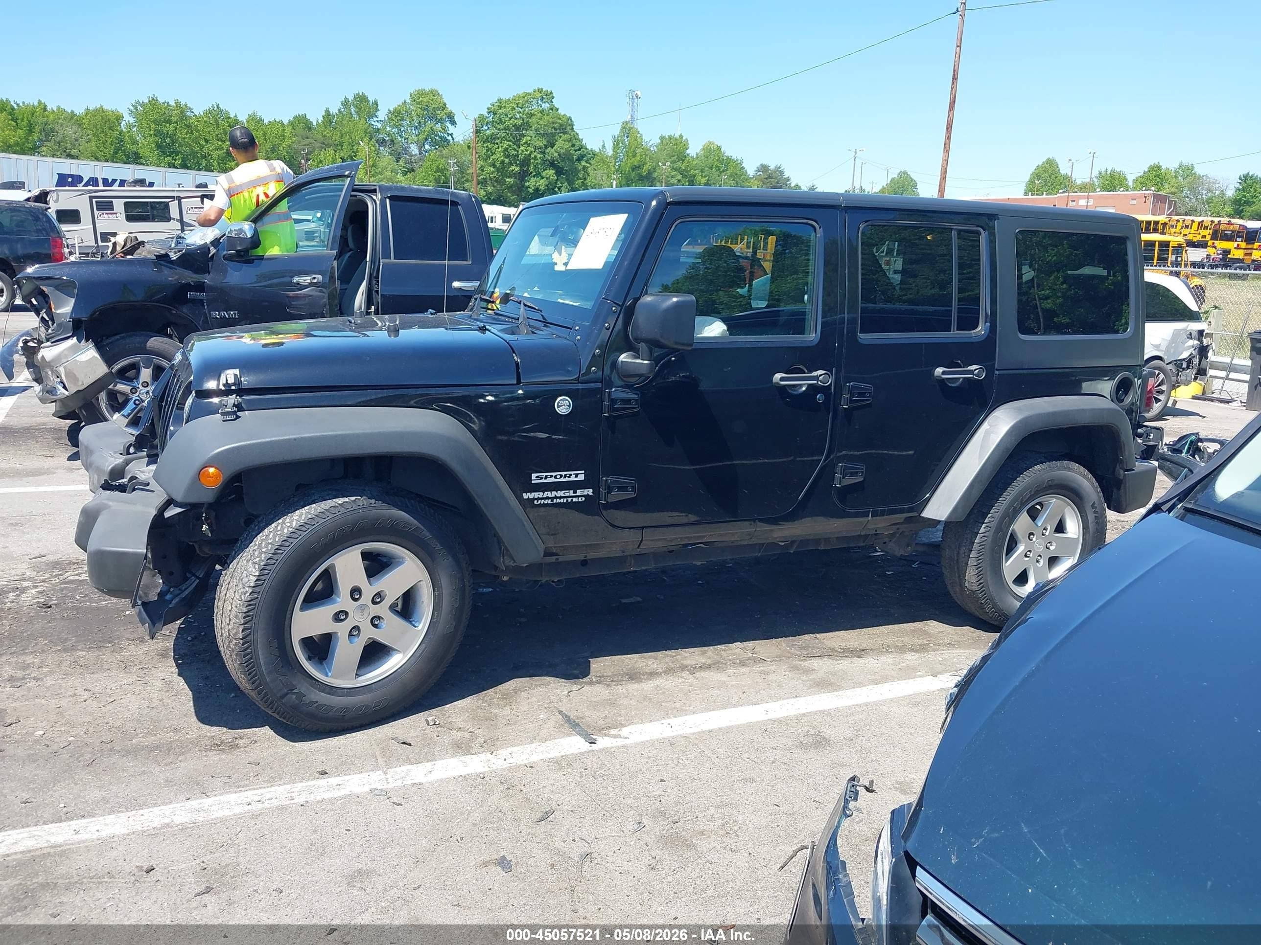2016 Jeep Wrangler Unlimited Sport Black vin: 1C4BJWDG1GL101170