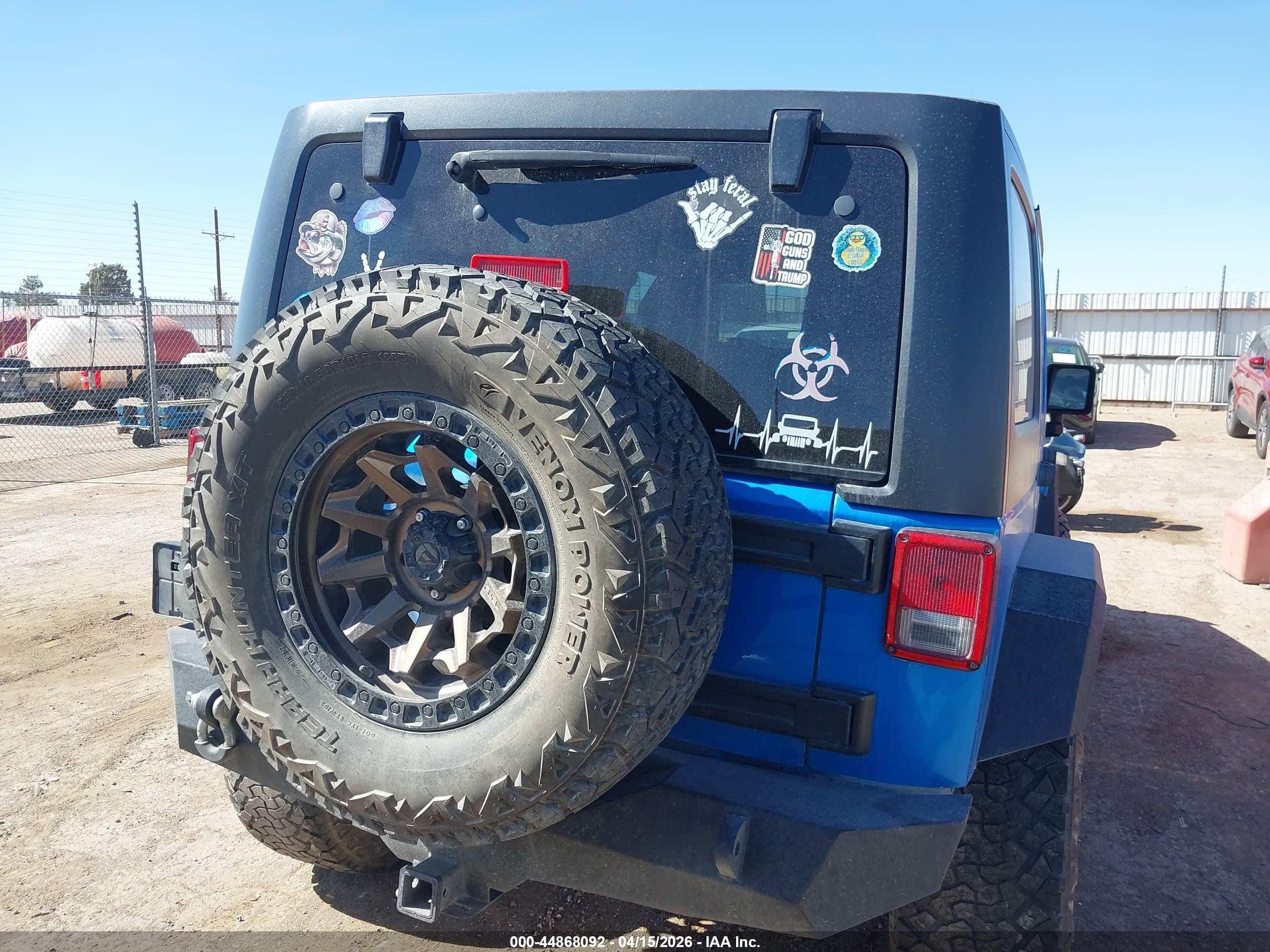 2016 Jeep Wrangler Unlimited Sport Синий vin: 1C4BJWDG1GL251179