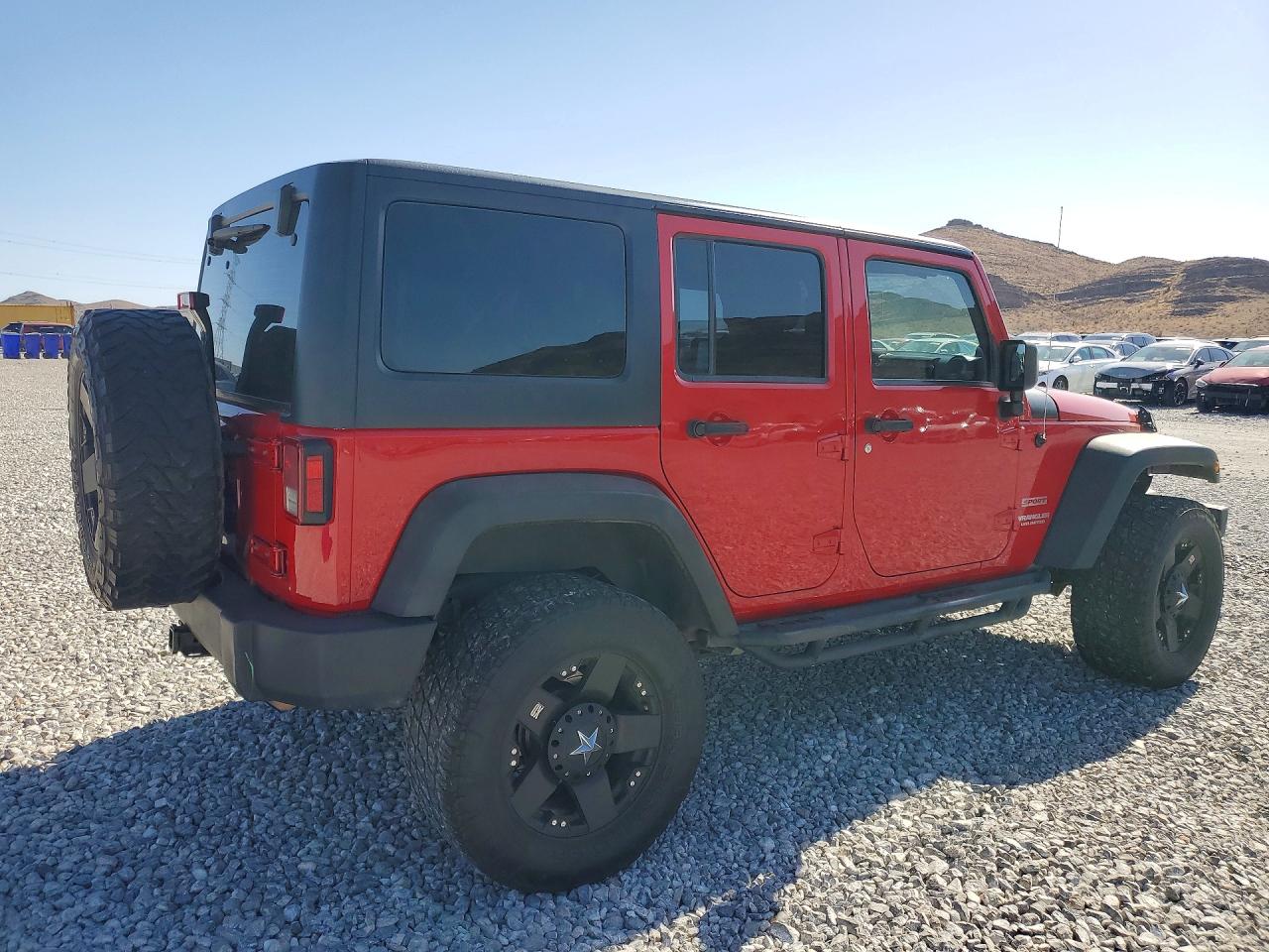 2012 Jeep Wrangler Unlimited Sport Red vin: 1C4BJWDG2CL164336