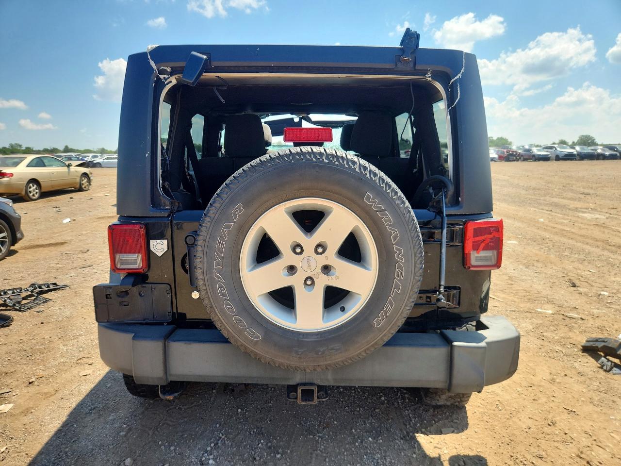 2012 Jeep Wrangler Unlimited Sport Black vin: 1C4BJWDG2CL200753