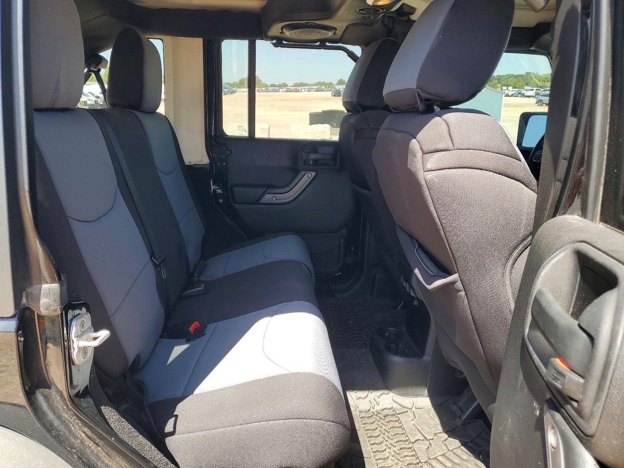 2013 Jeep Wrangler Unlimited Sport Черный vin: 1C4BJWDG2DL553222