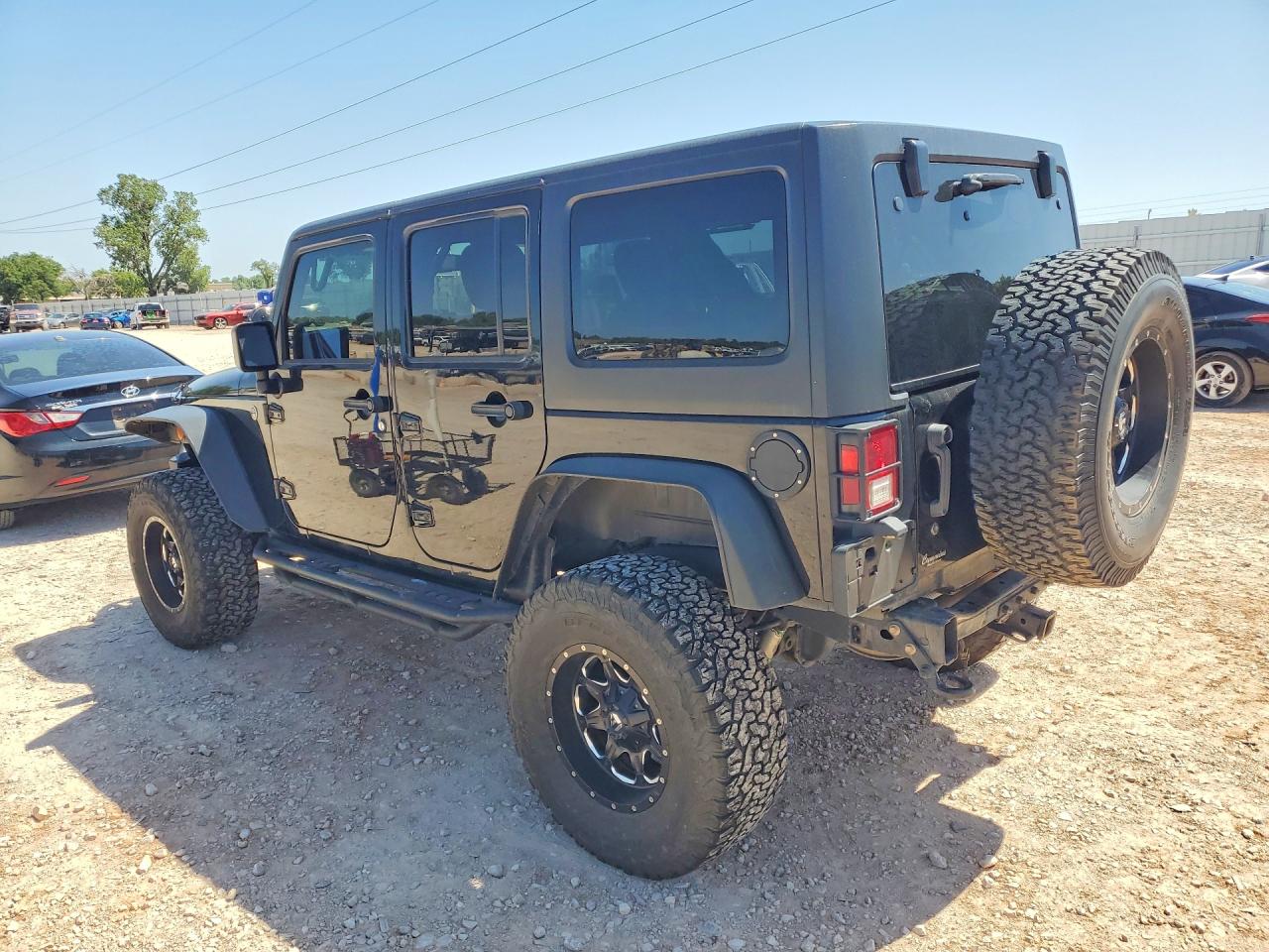 2013 Jeep Wrangler Unlimited Sport Черный vin: 1C4BJWDG2DL553222