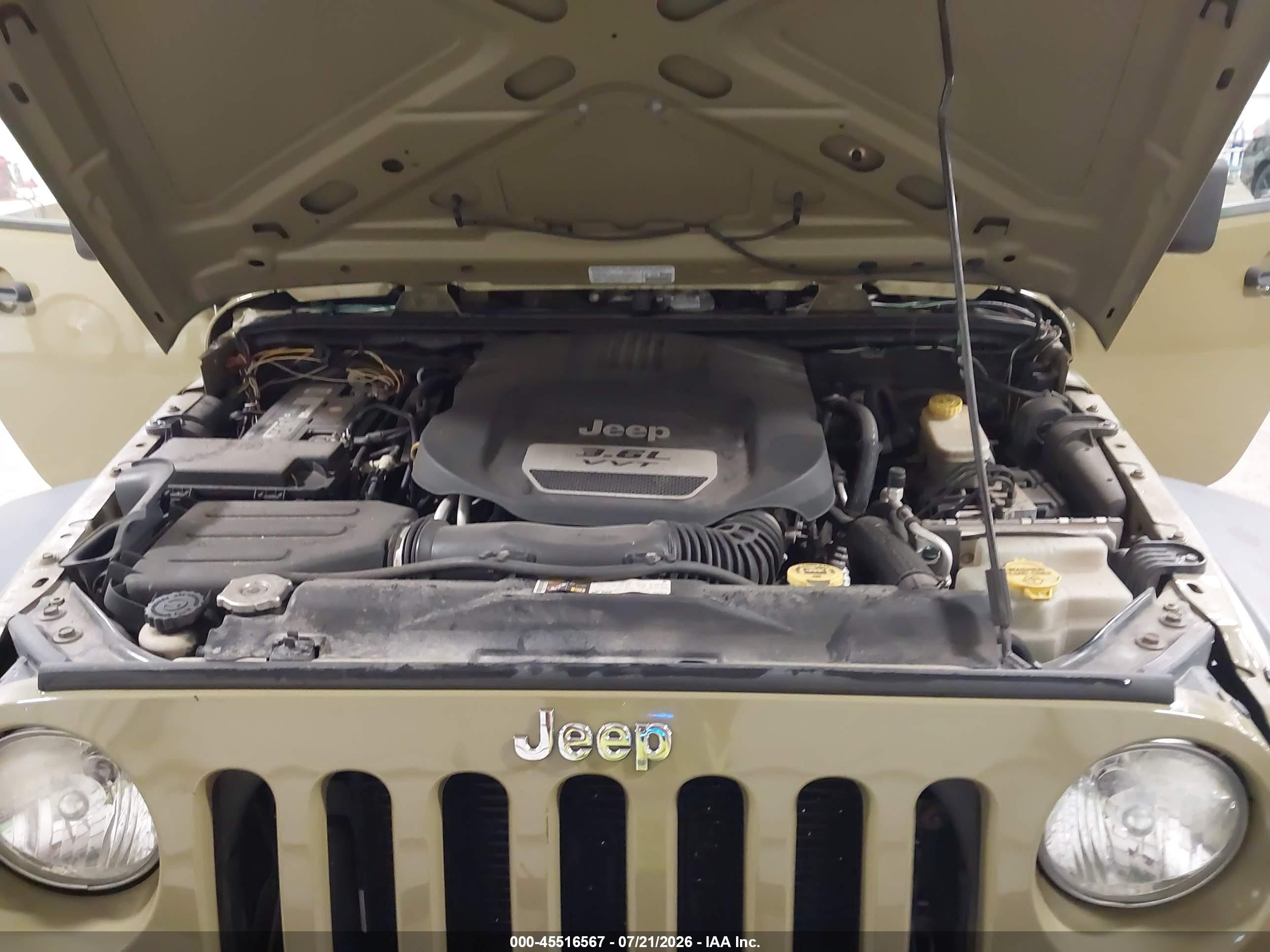 2013 Jeep Wrangler Unlimited Sport Green vin: 1C4BJWDG2DL587046