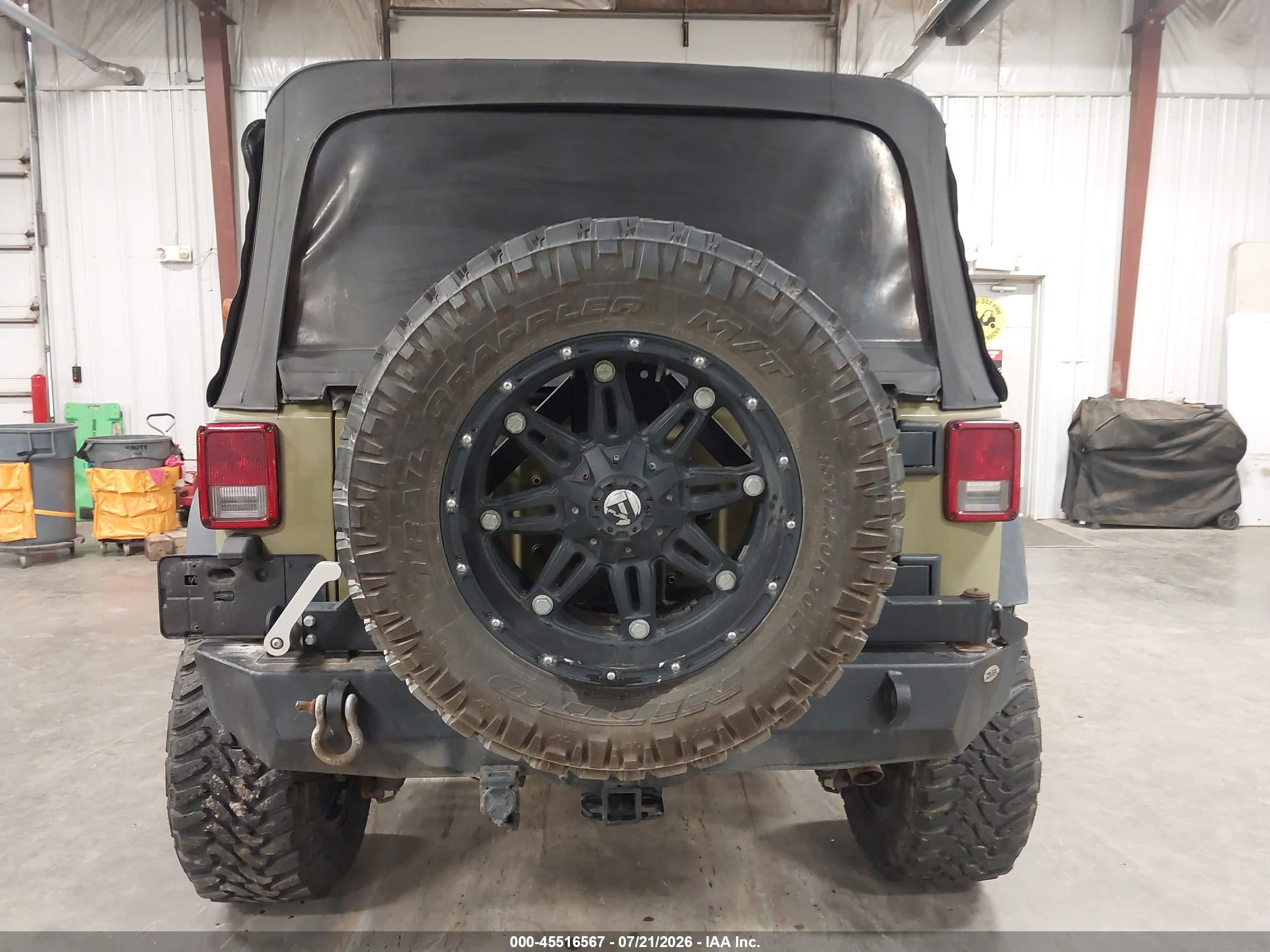 2013 Jeep Wrangler Unlimited Sport Green vin: 1C4BJWDG2DL587046