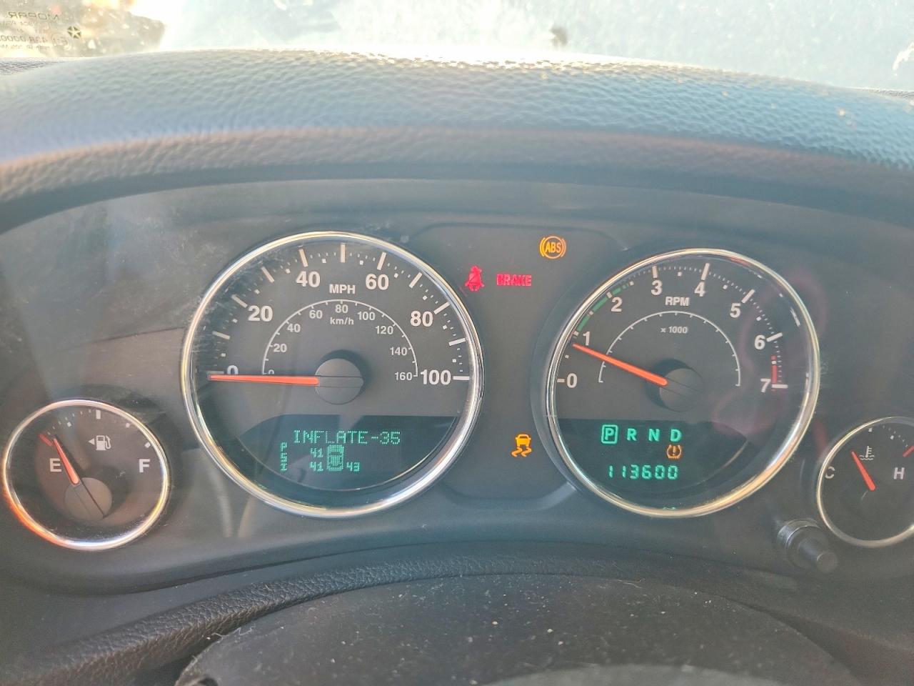 2013 Jeep Wrangler Unlimited Sport White vin: 1C4BJWDG2DL634169