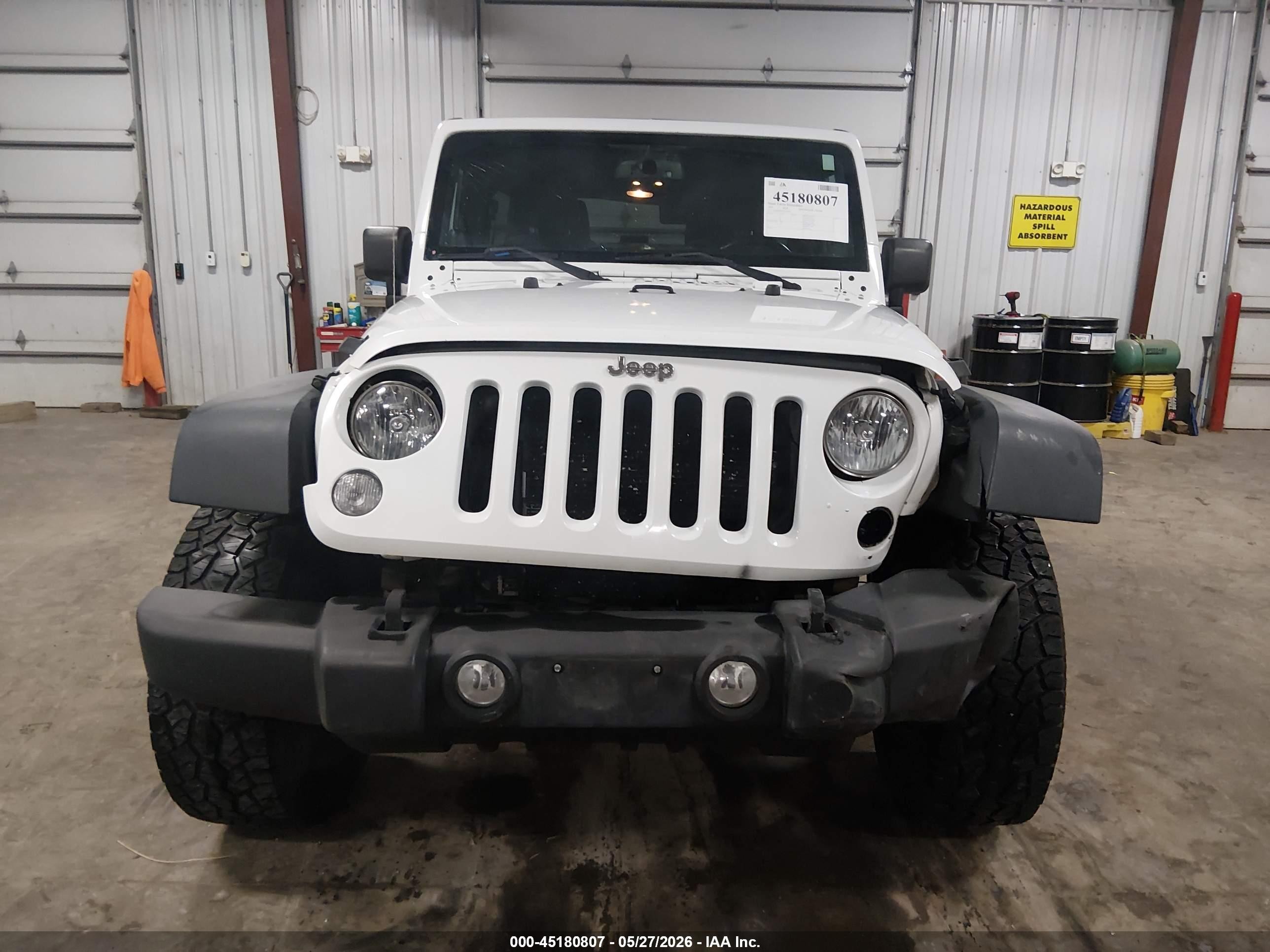 2014 Jeep Wrangler Unlimited Sport White vin: 1C4BJWDG2EL170995