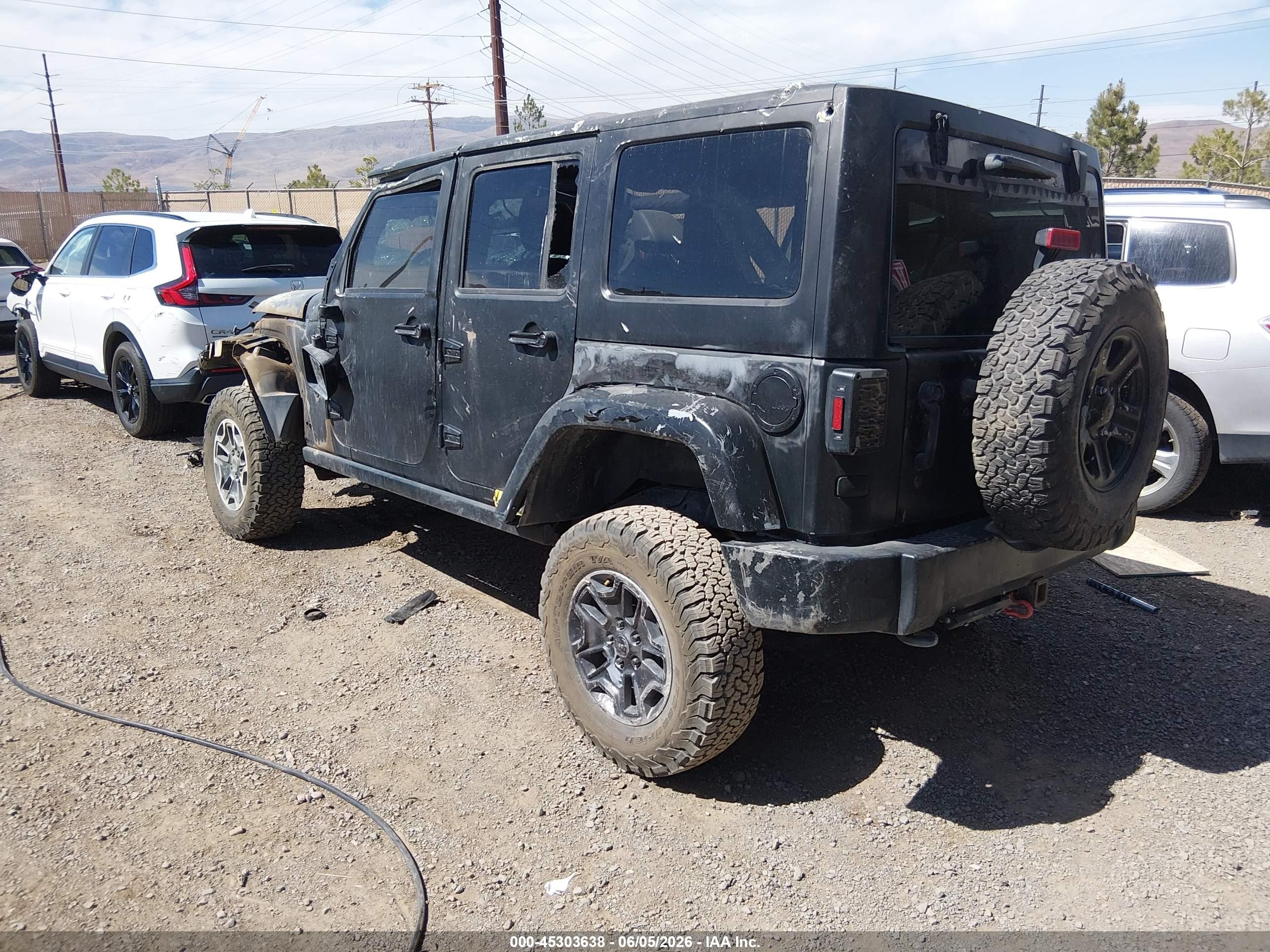2014 Jeep Wrangler Unlimited Freedom Edition Black vin: 1C4BJWDG2EL212601