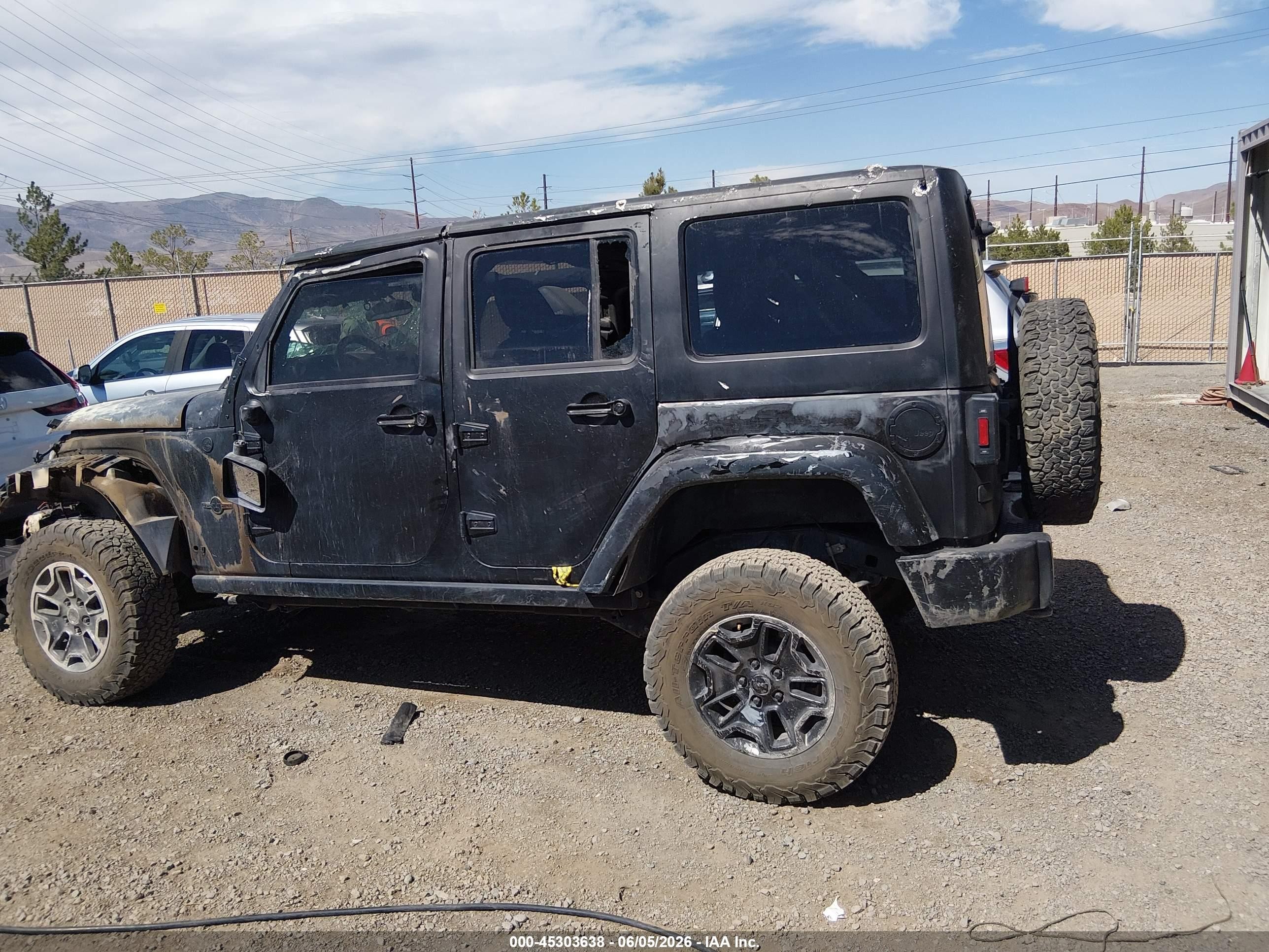 2014 Jeep Wrangler Unlimited Freedom Edition Black vin: 1C4BJWDG2EL212601