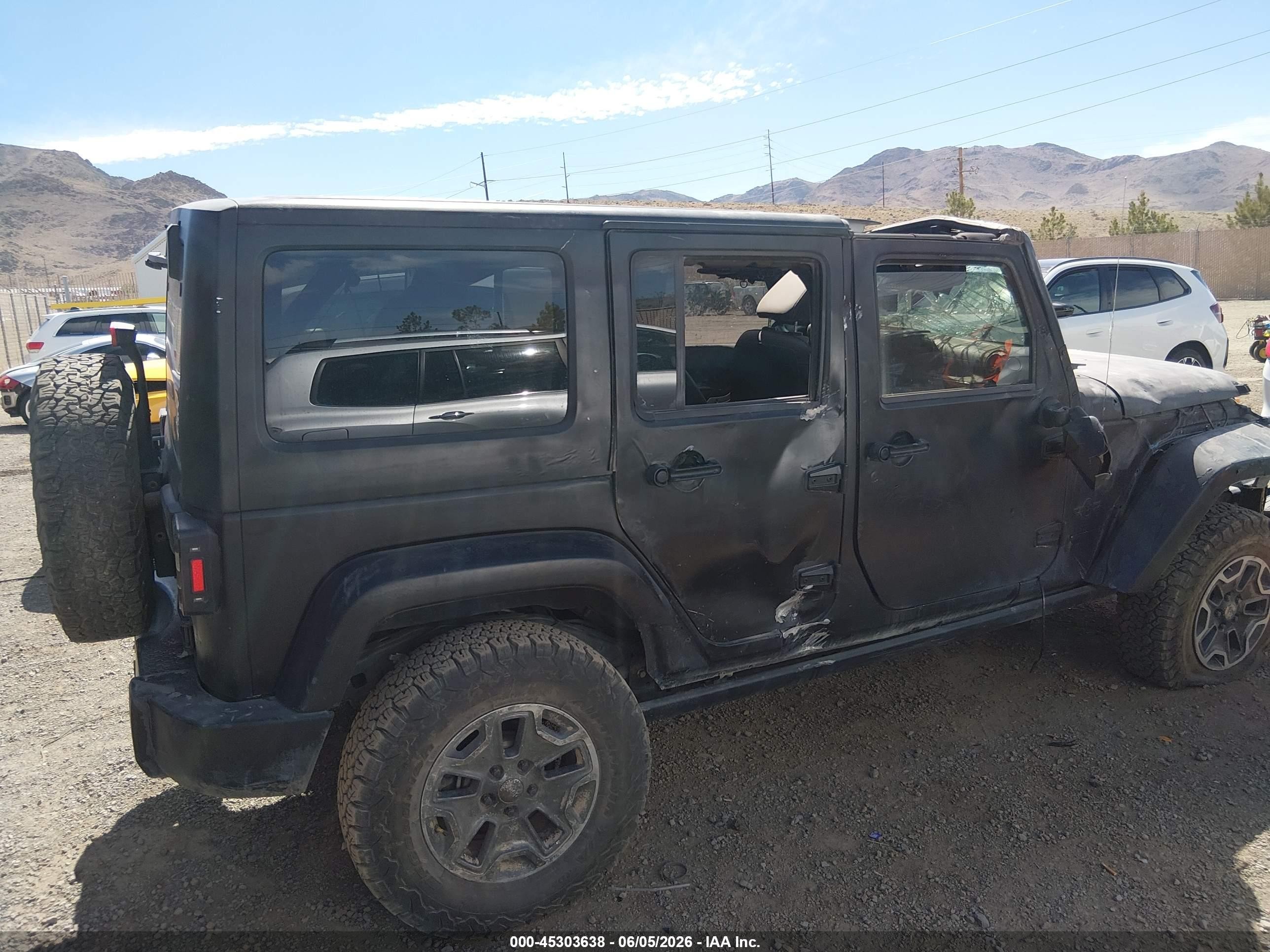 2014 Jeep Wrangler Unlimited Freedom Edition Black vin: 1C4BJWDG2EL212601