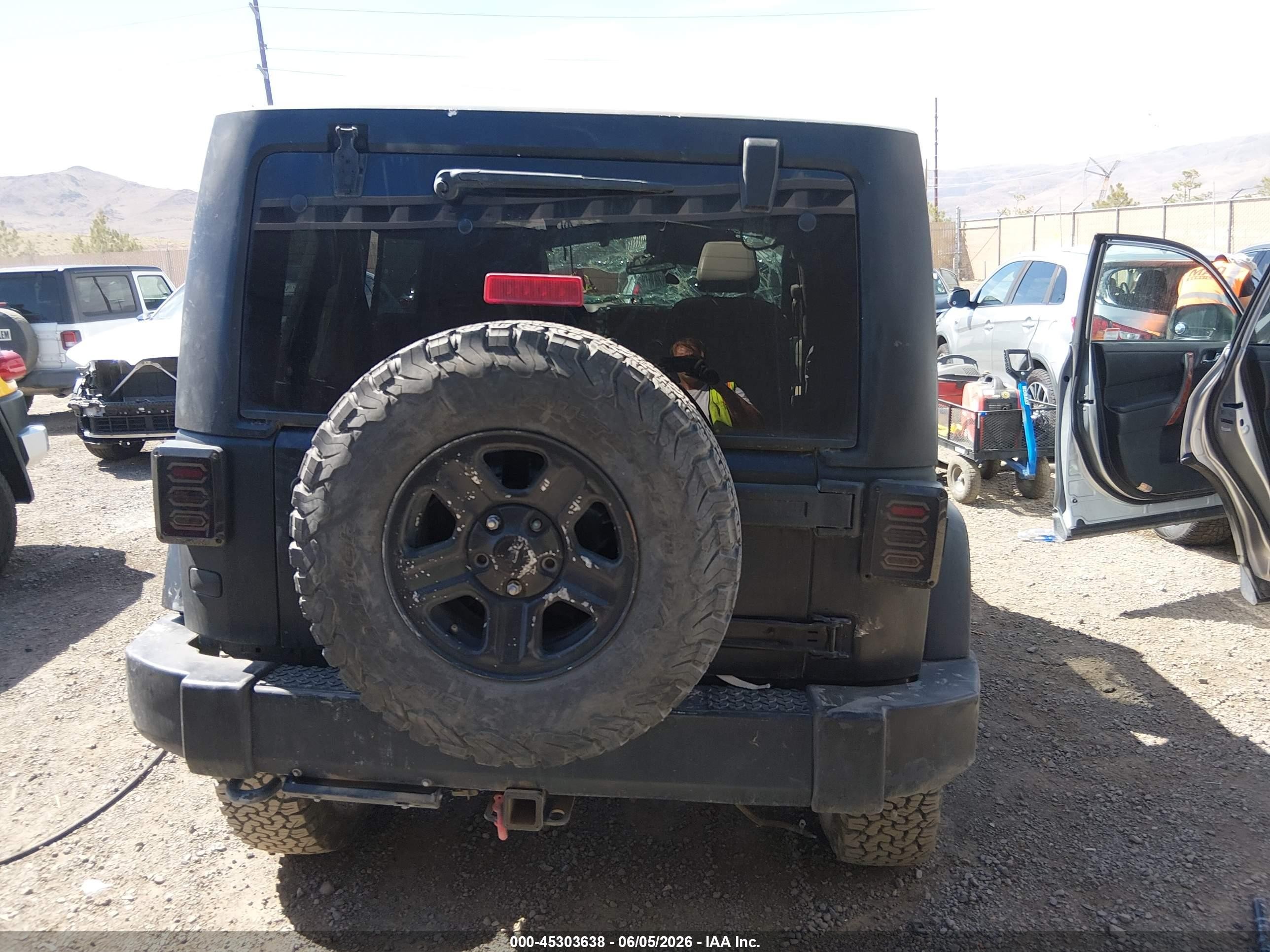 2014 Jeep Wrangler Unlimited Freedom Edition Black vin: 1C4BJWDG2EL212601