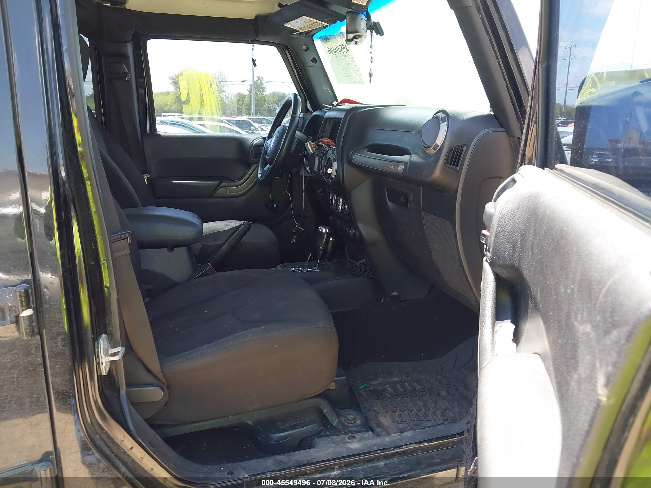 2014 Jeep Wrangler Unlimited Sport Black vin: 1C4BJWDG2EL244853