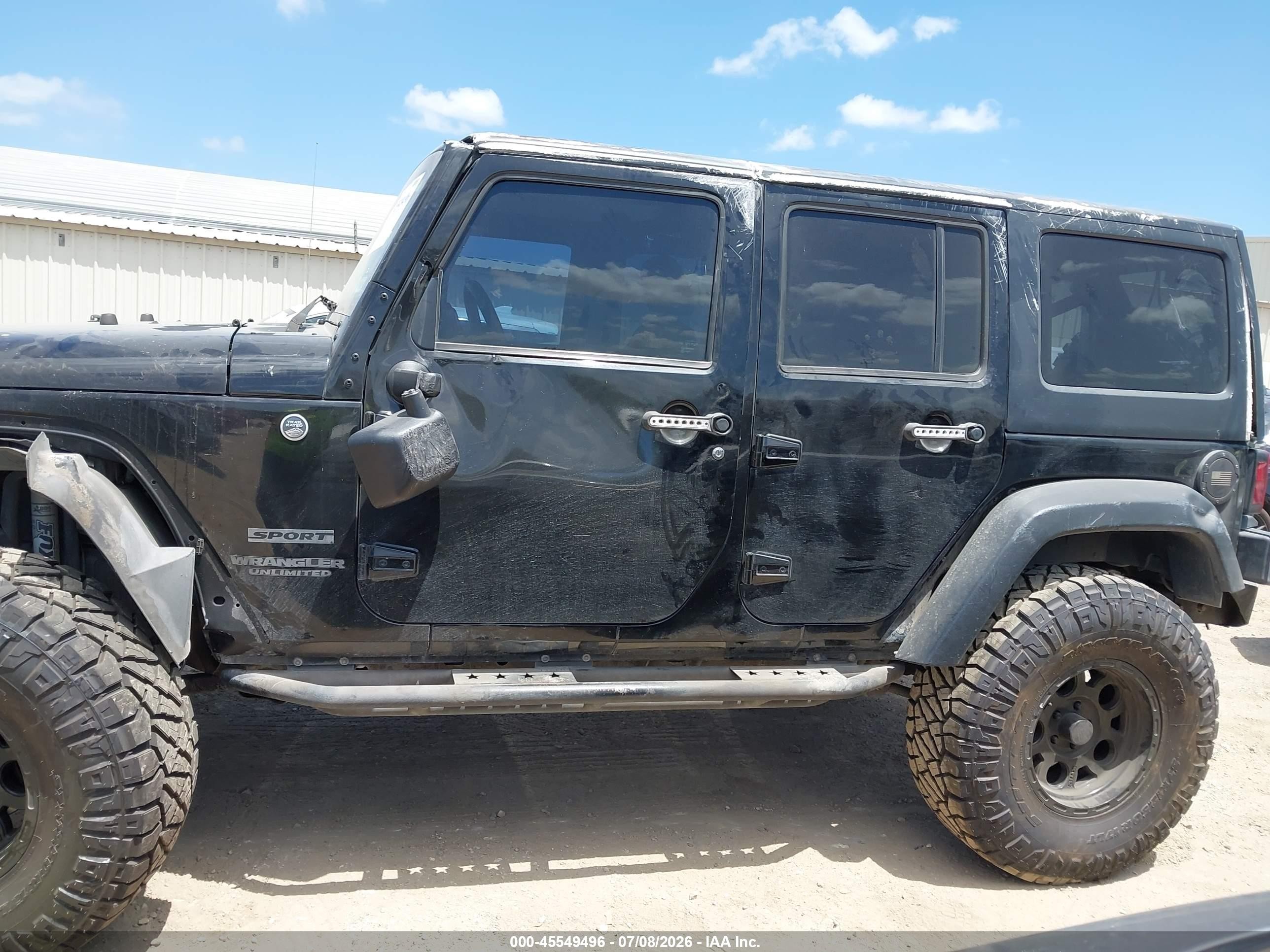 2014 Jeep Wrangler Unlimited Sport Black vin: 1C4BJWDG2EL244853