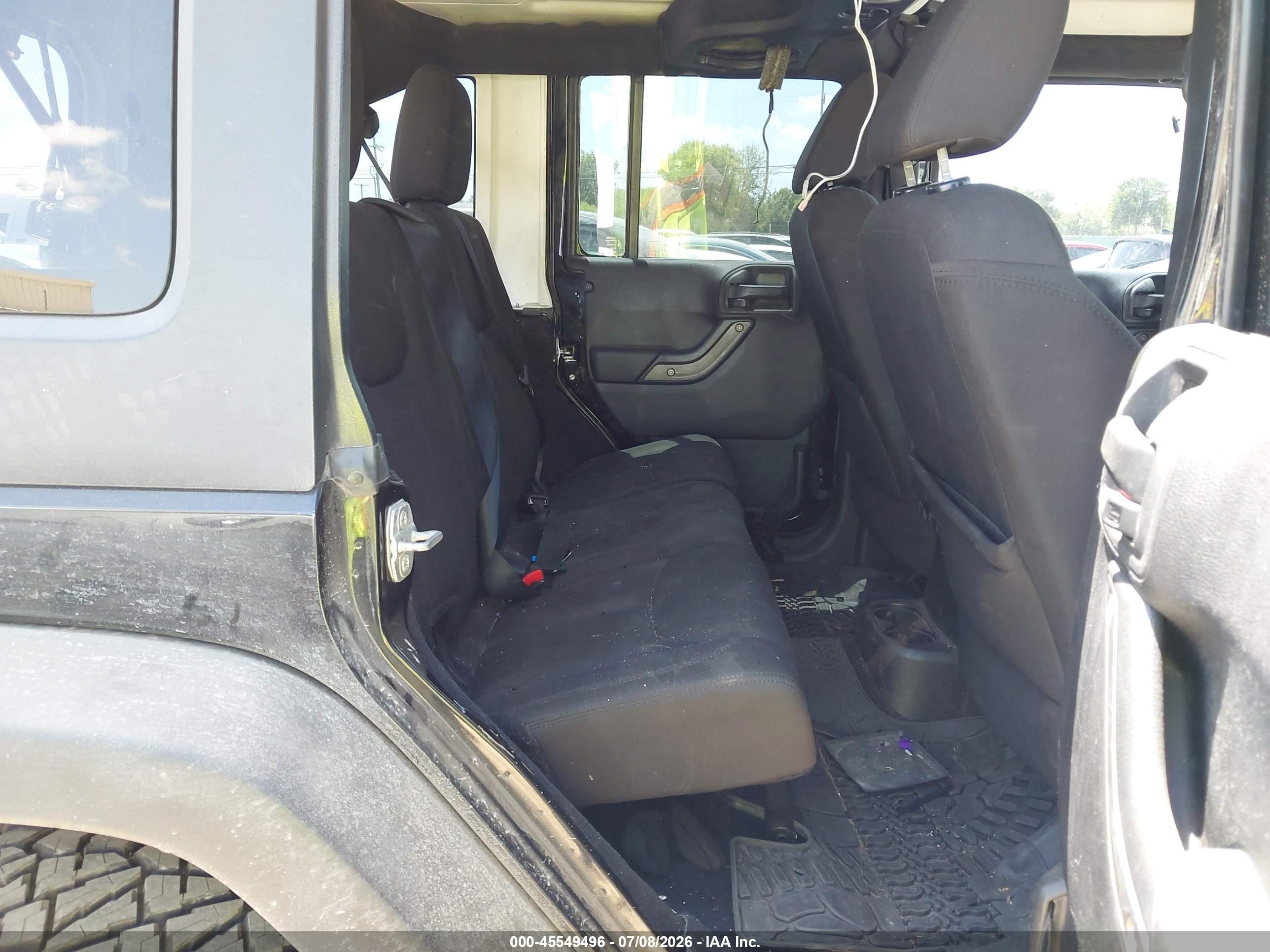 2014 Jeep Wrangler Unlimited Sport Black vin: 1C4BJWDG2EL244853