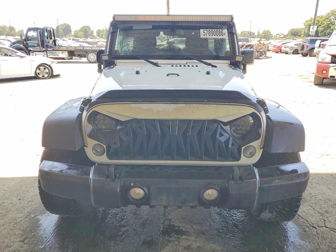 2014 Jeep Wrangler Unlimited Sport White vin: 1C4BJWDG2EL251186