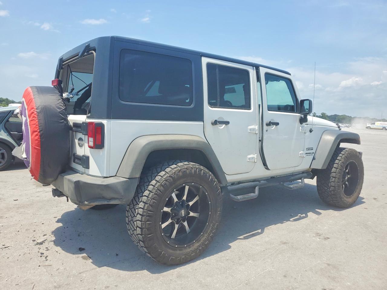 2015 Jeep Wrangler Unlimited Sport Белый vin: 1C4BJWDG2FL501981