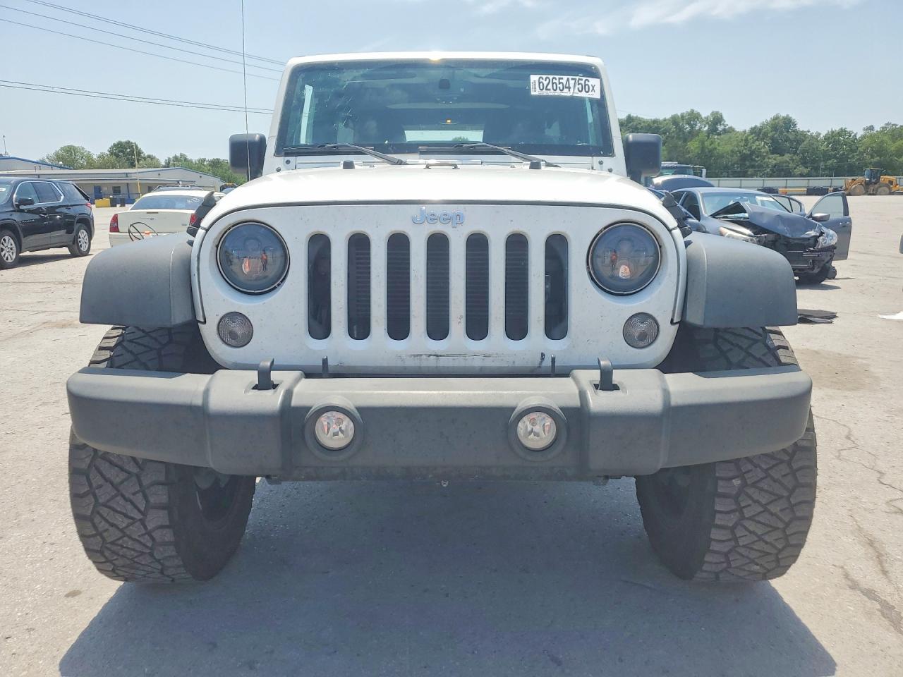 2015 Jeep Wrangler Unlimited Sport Белый vin: 1C4BJWDG2FL501981