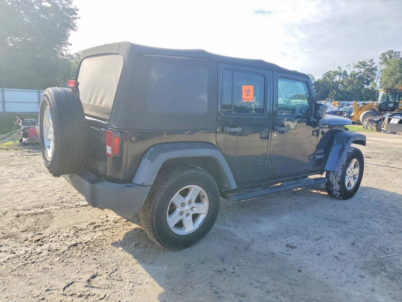 2015 Jeep Wrangler Unlimited Sport Black vin: 1C4BJWDG2FL581248