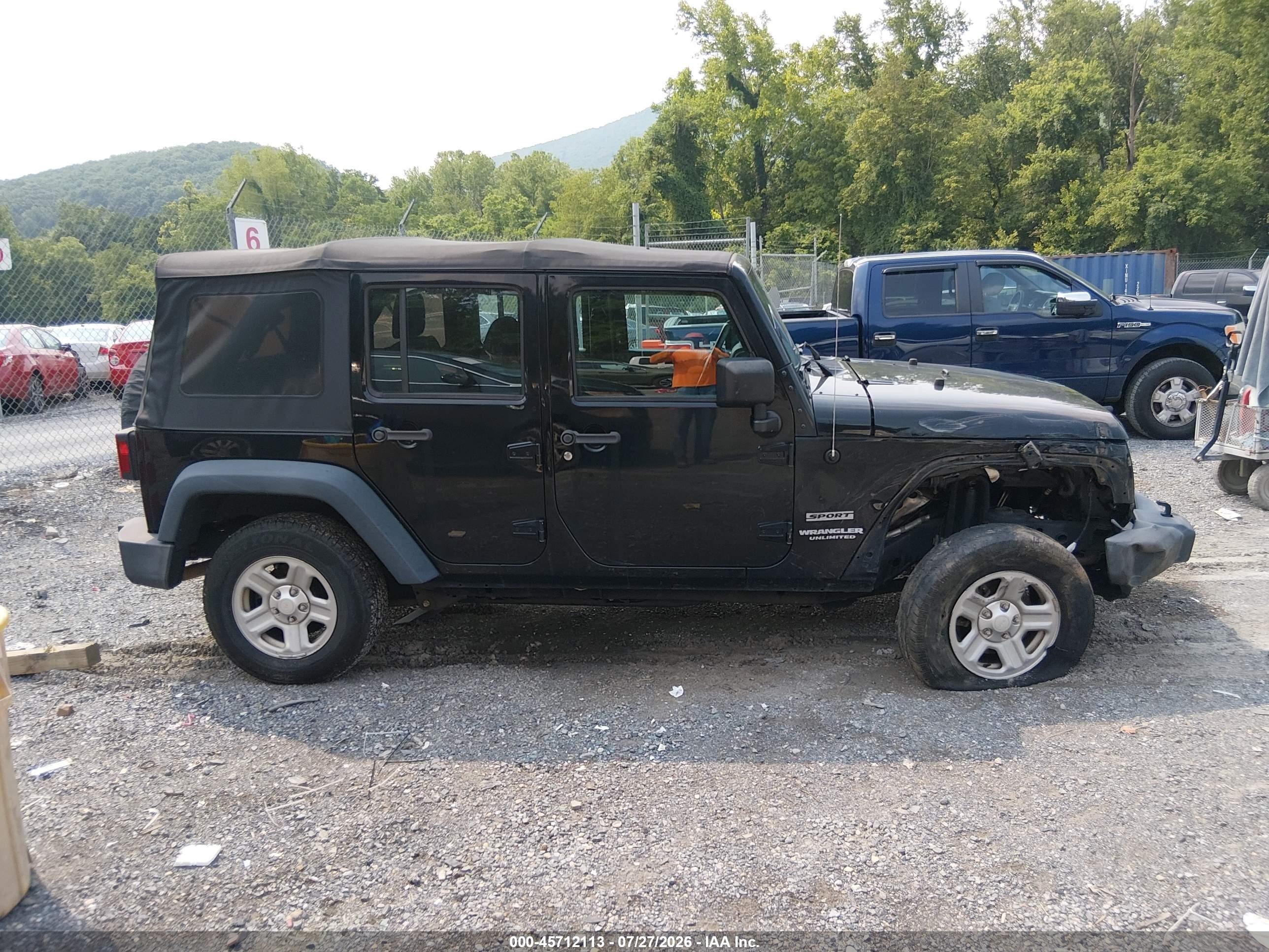 2015 Jeep Wrangler Unlimited Sport Black vin: 1C4BJWDG2FL692561