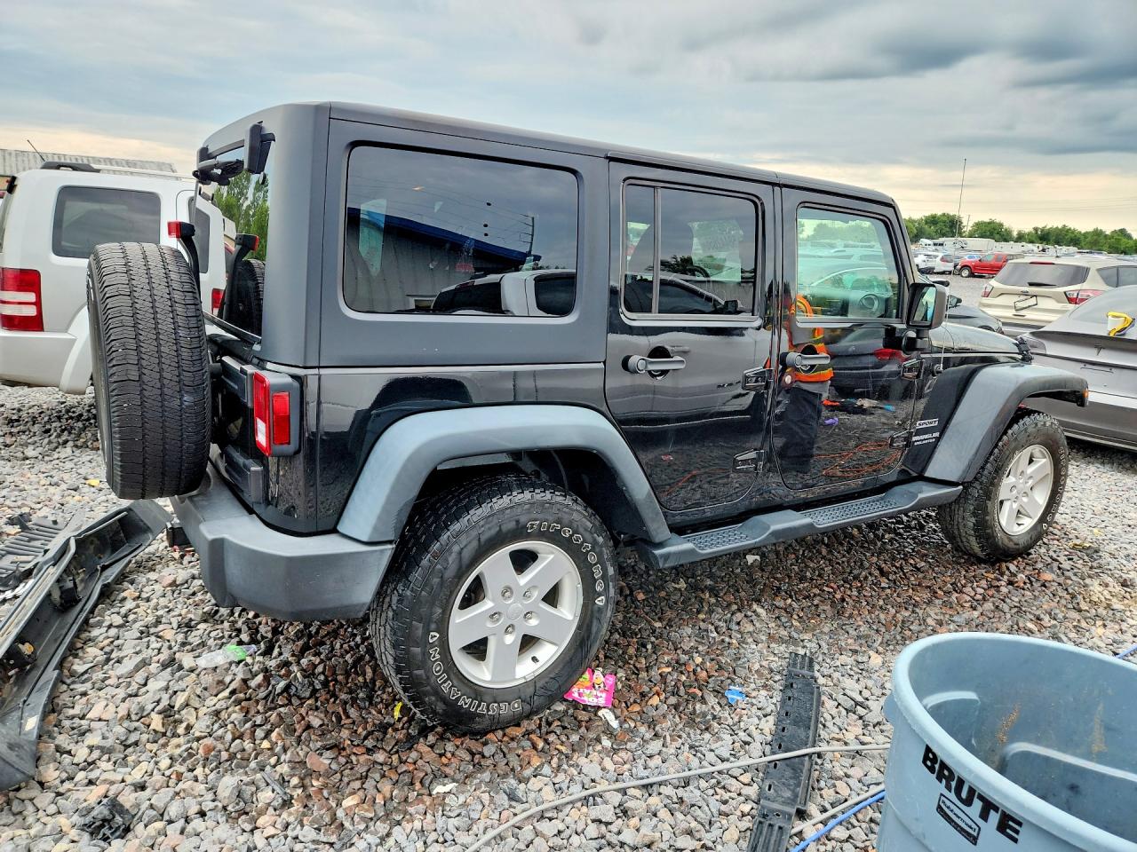 2015 Jeep Wrangler Unlimited Sport Черный vin: 1C4BJWDG2FL693676