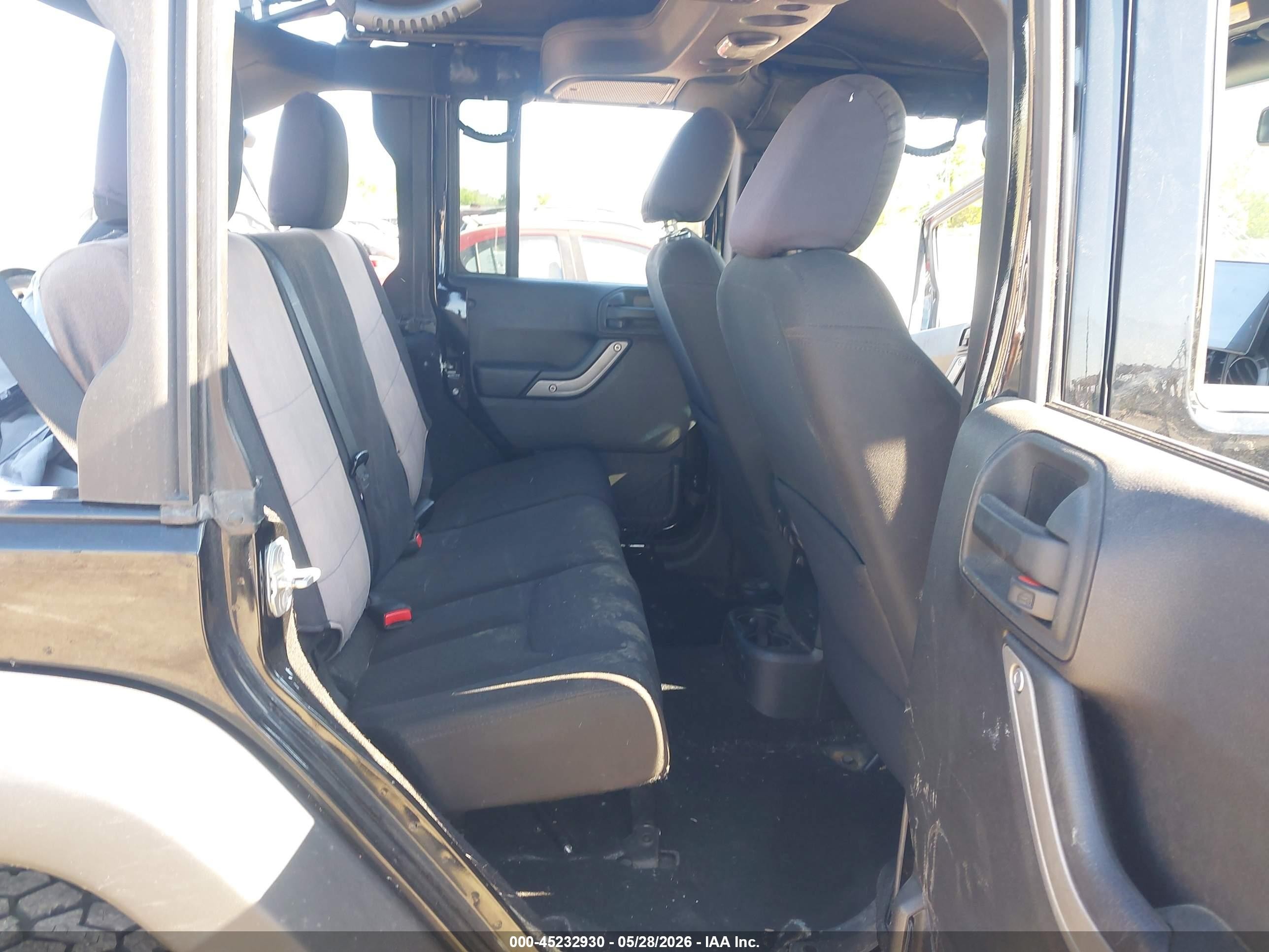 2015 Jeep Wrangler Unlimited Sport Black vin: 1C4BJWDG2FL695279