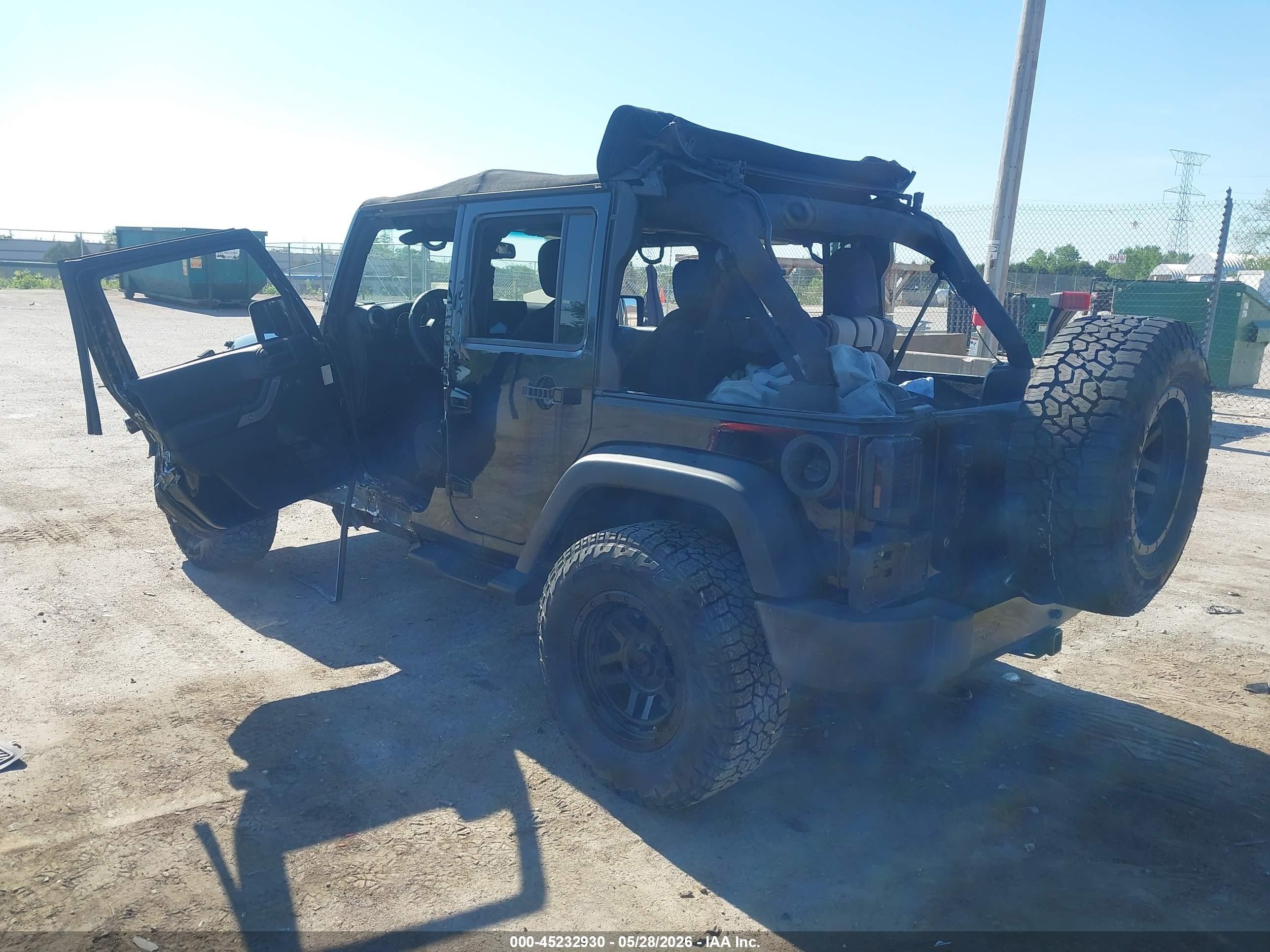 2015 Jeep Wrangler Unlimited Sport Black vin: 1C4BJWDG2FL695279